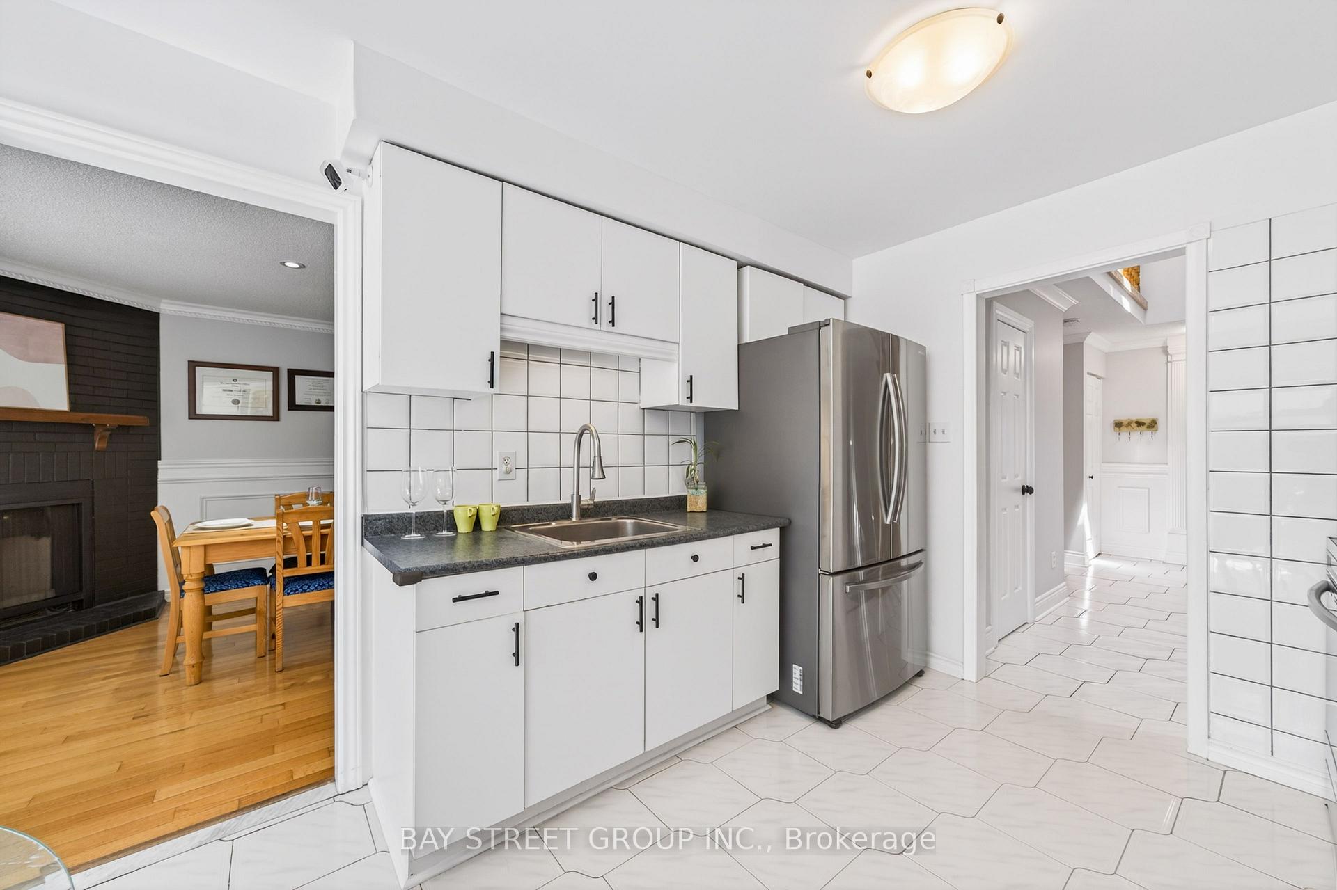 Photo 19 of 16 Chase Court, Markham, Milliken Mills East — HOMEH