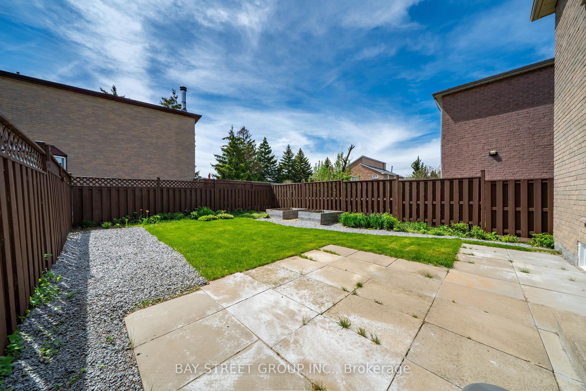 Photo 35 of 16 Chase Court, Markham, Milliken Mills East — HOMEH