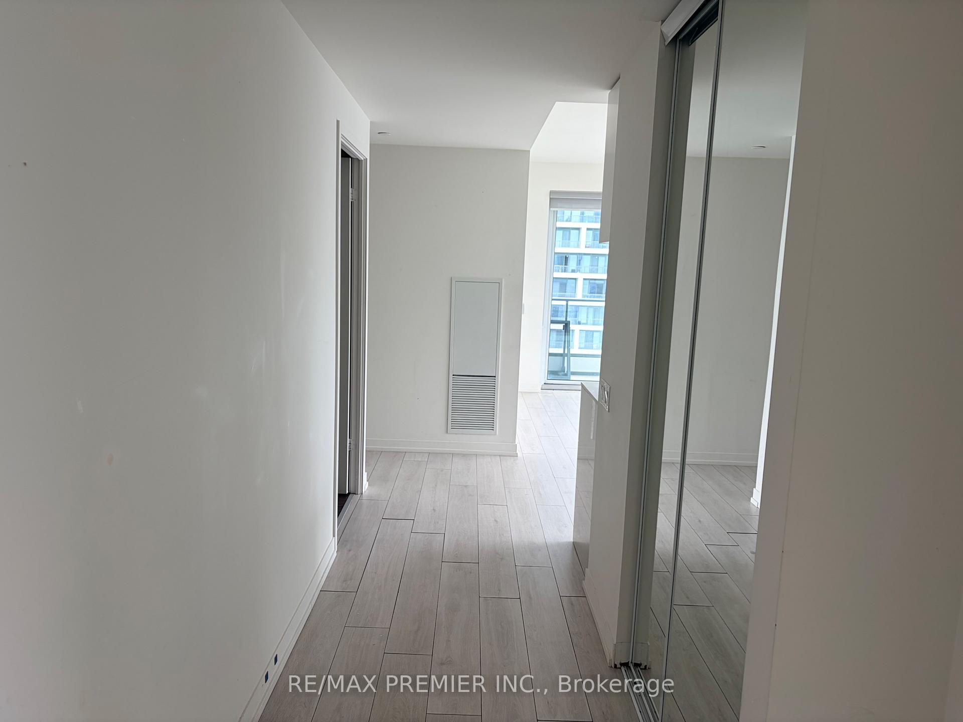 Photo 3 of Unit 3502, 5 Buttermill Avenue, Vaughan, Vaughan Corporate Centre — HOMEH