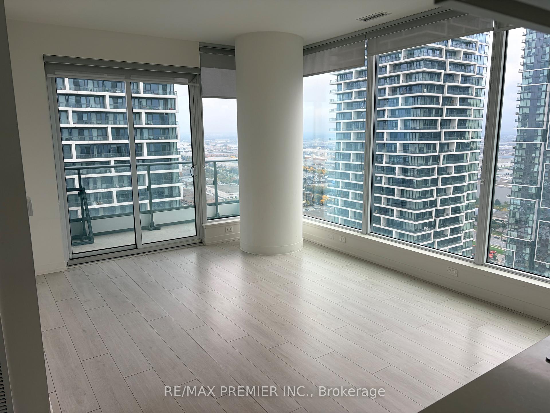 Photo 5 of Unit 3502, 5 Buttermill Avenue, Vaughan, Vaughan Corporate Centre — HOMEH