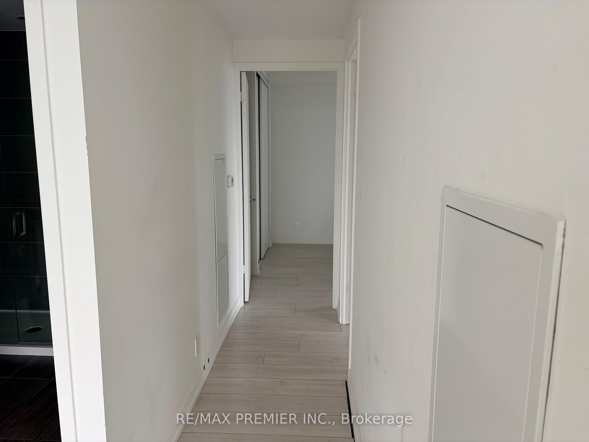 Photo 8 of Unit 3502, 5 Buttermill Avenue, Vaughan, Vaughan Corporate Centre — HOMEH