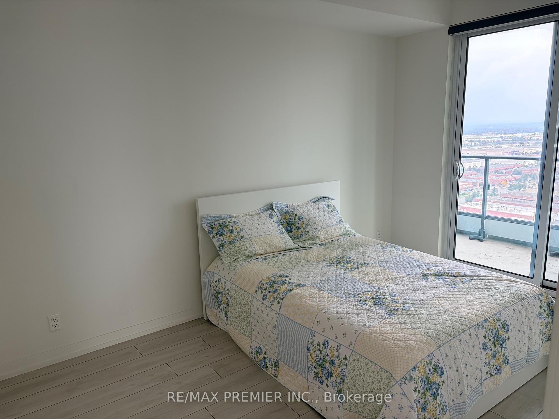 Photo 9 of Unit 3502, 5 Buttermill Avenue, Vaughan, Vaughan Corporate Centre — HOMEH