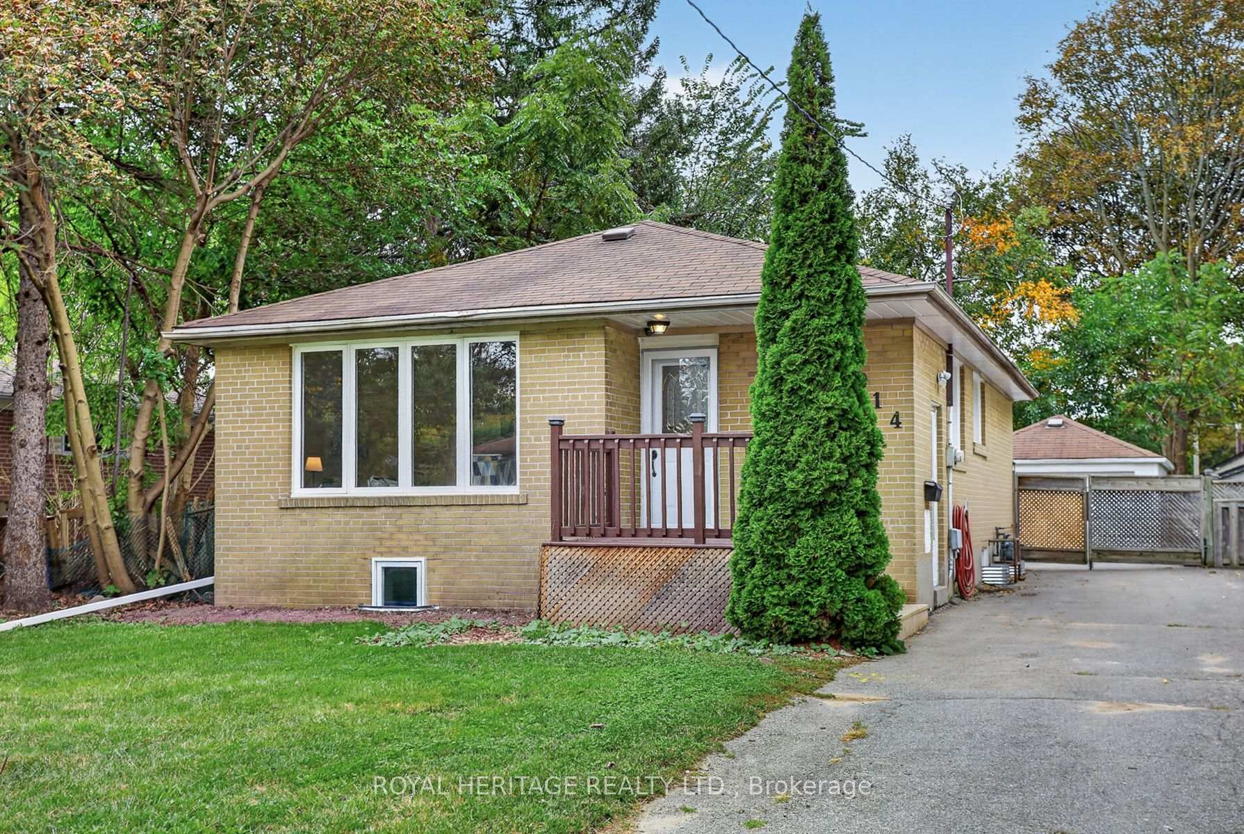 Photo of 914 Donovan Crescent