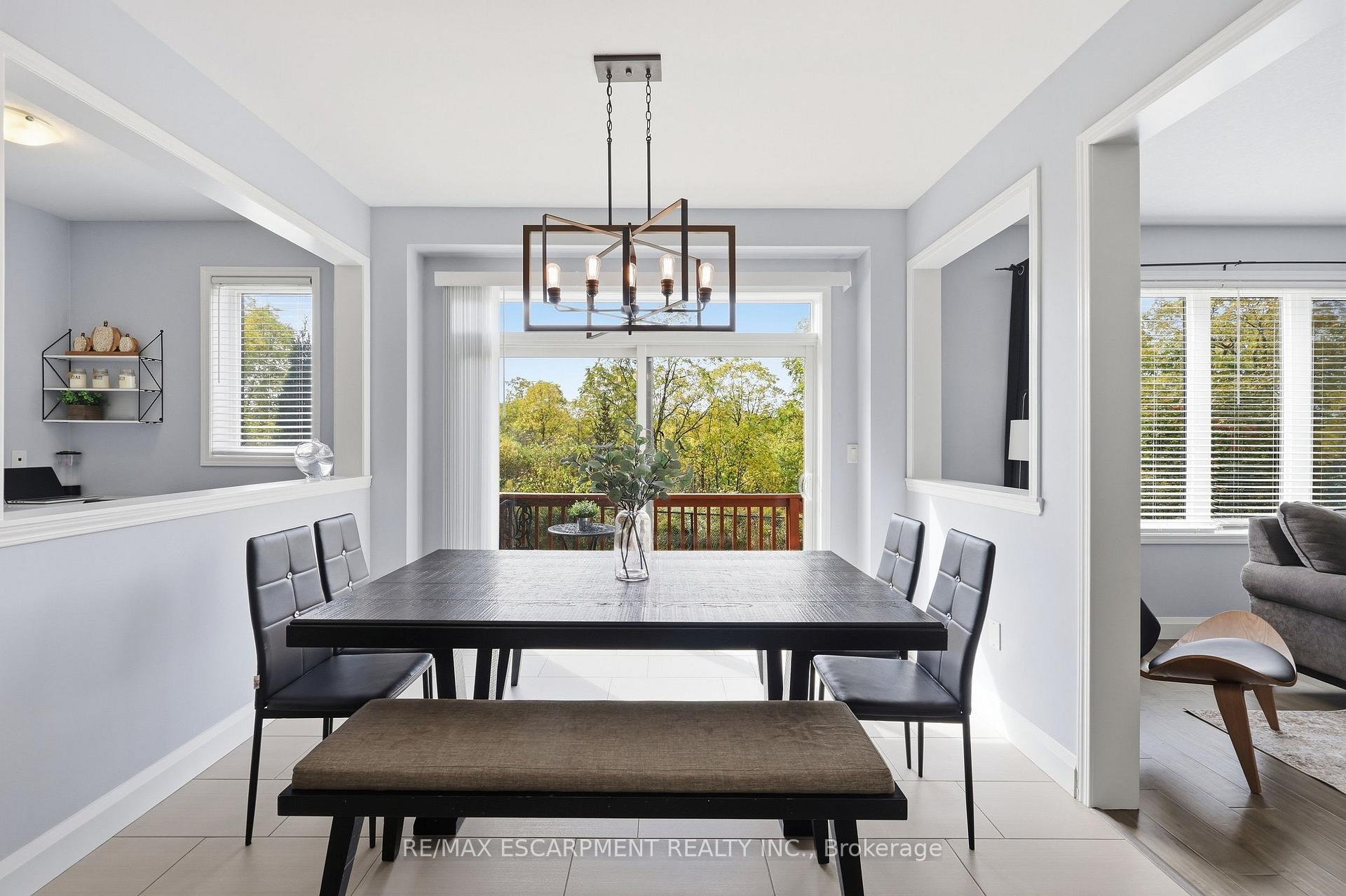 Photo 14 of 47 Larry Crescent, Haldimand — HOMEH