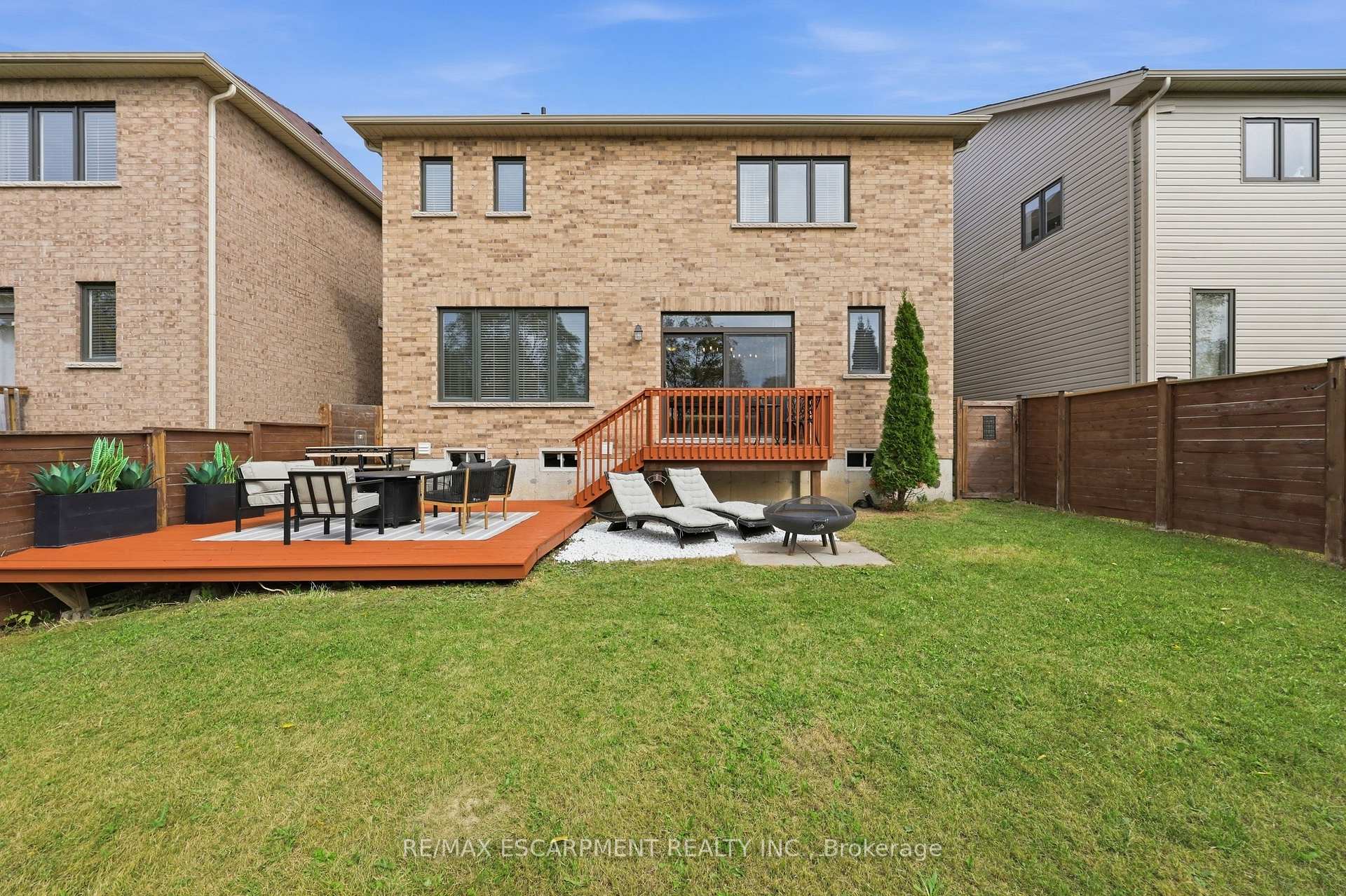 Photo 37 of 47 Larry Crescent, Haldimand — HOMEH
