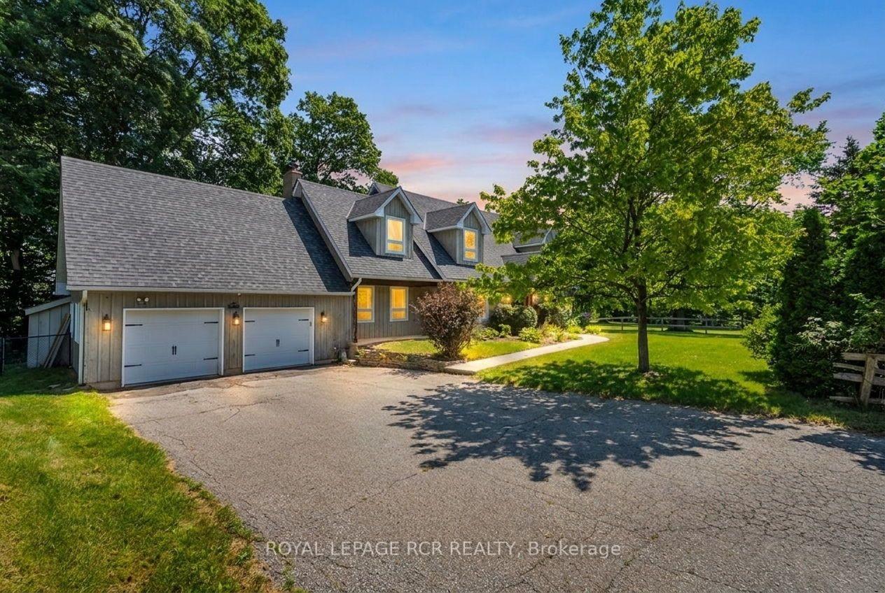 Photo 3 of 163 Confederation Street, Halton Hills, Glen Williams — HOMEH