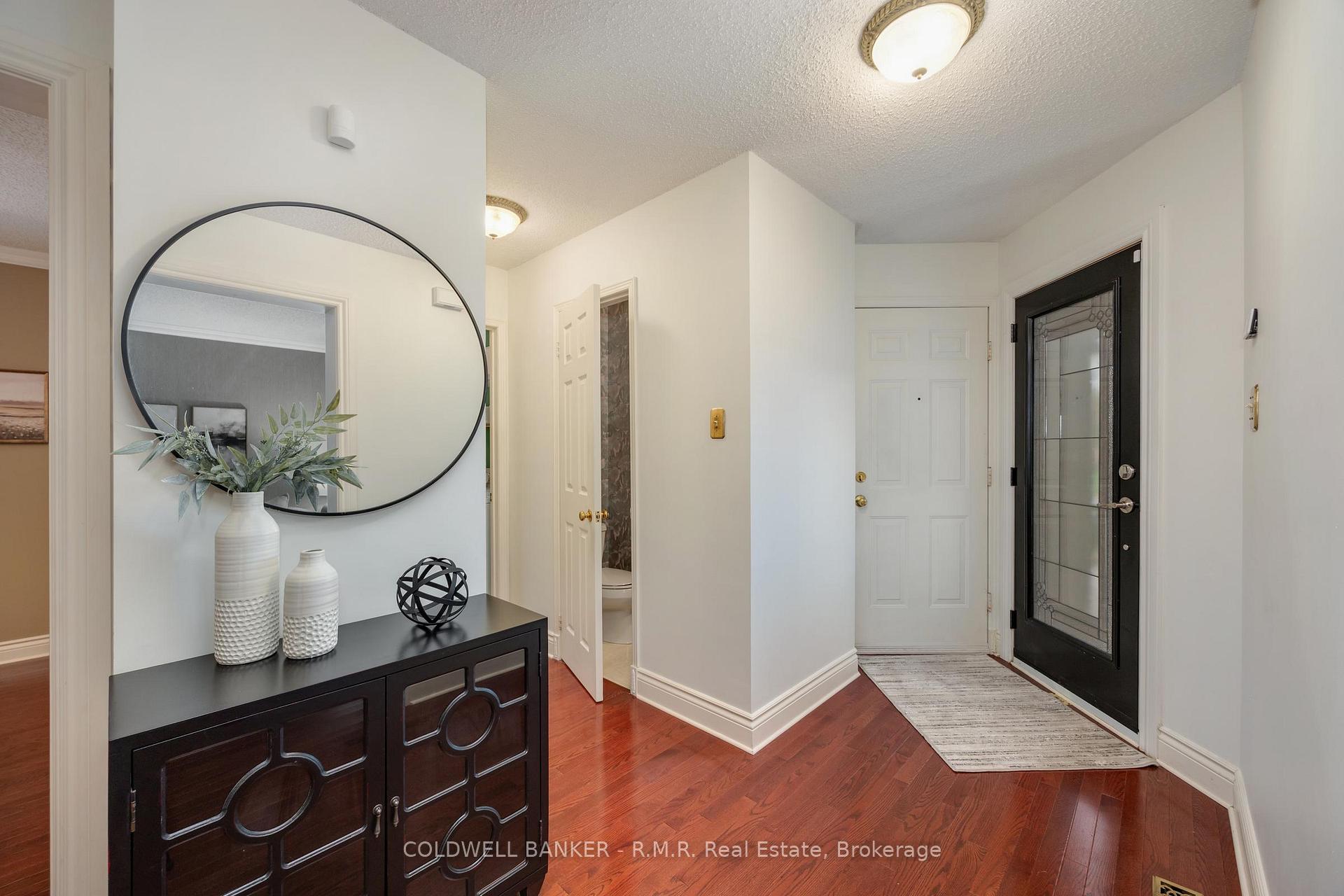 Photo 6 of 1090 Thimbleberry Circle, Oshawa, Eastdale — HOMEH
