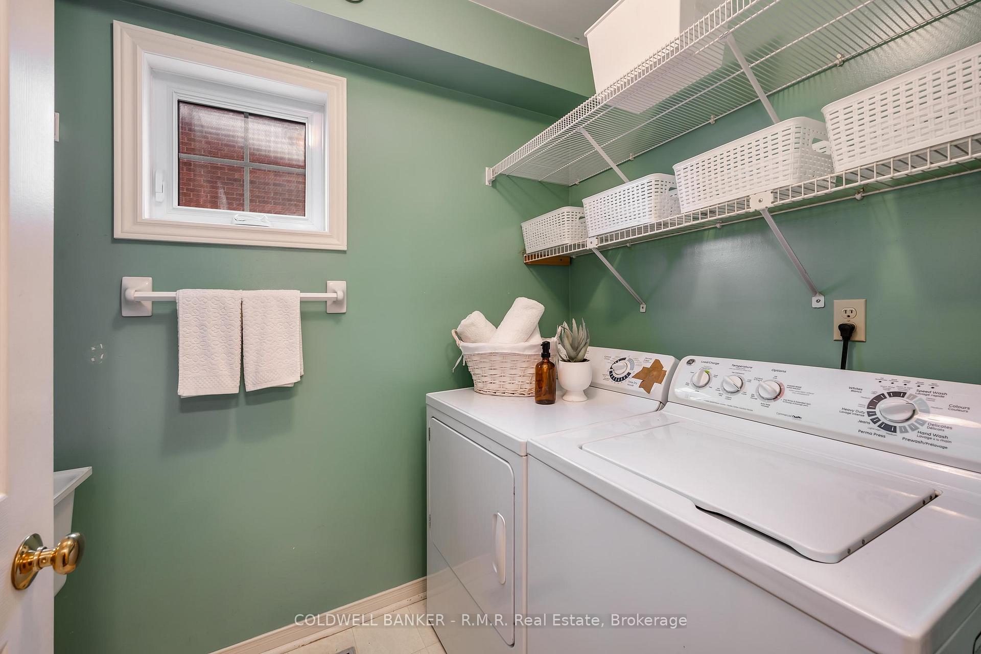Photo 15 of 1090 Thimbleberry Circle, Oshawa, Eastdale — HOMEH