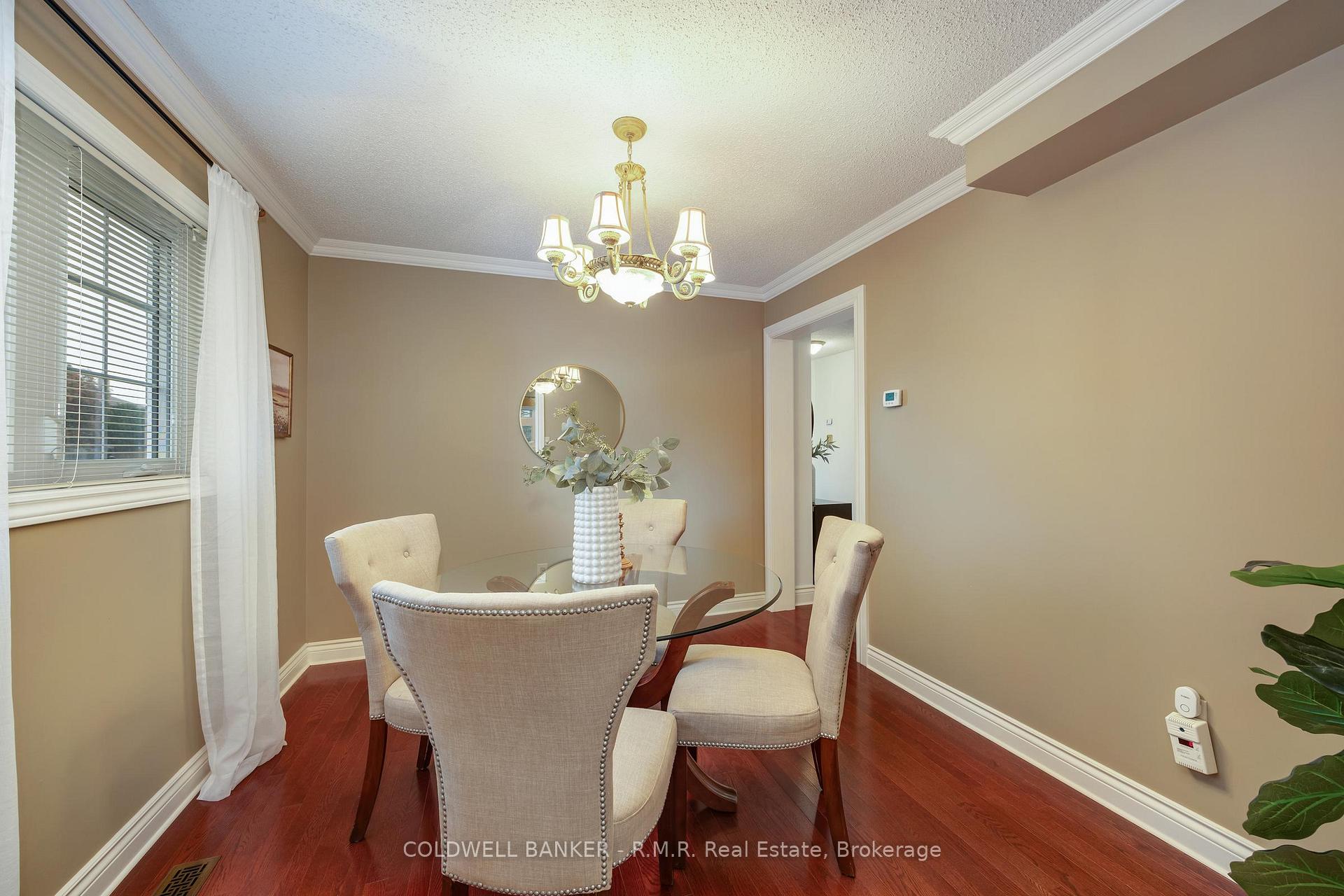 Photo 9 of 1090 Thimbleberry Circle, Oshawa, Eastdale — HOMEH