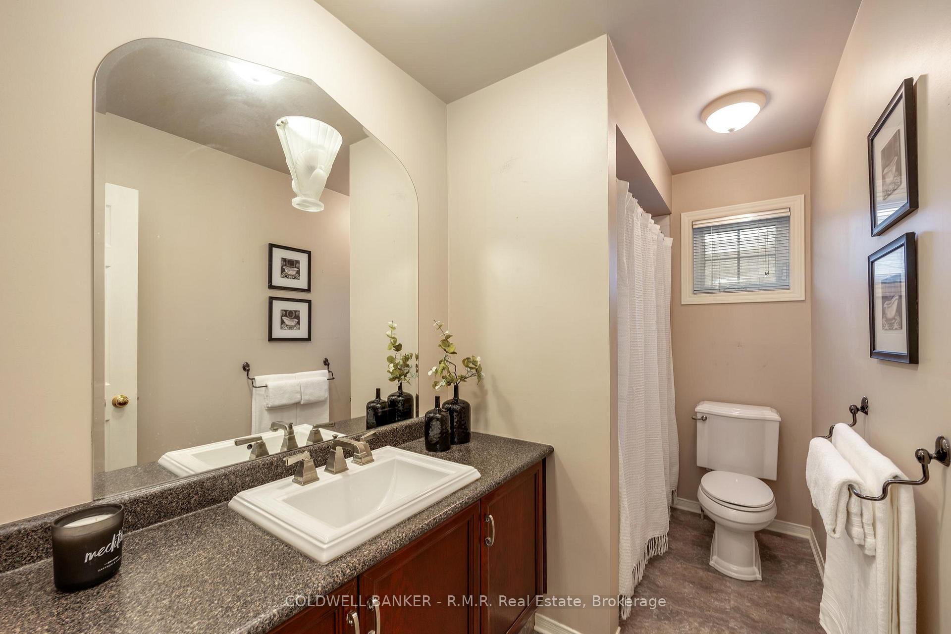 Photo 31 of 1090 Thimbleberry Circle, Oshawa, Eastdale — HOMEH