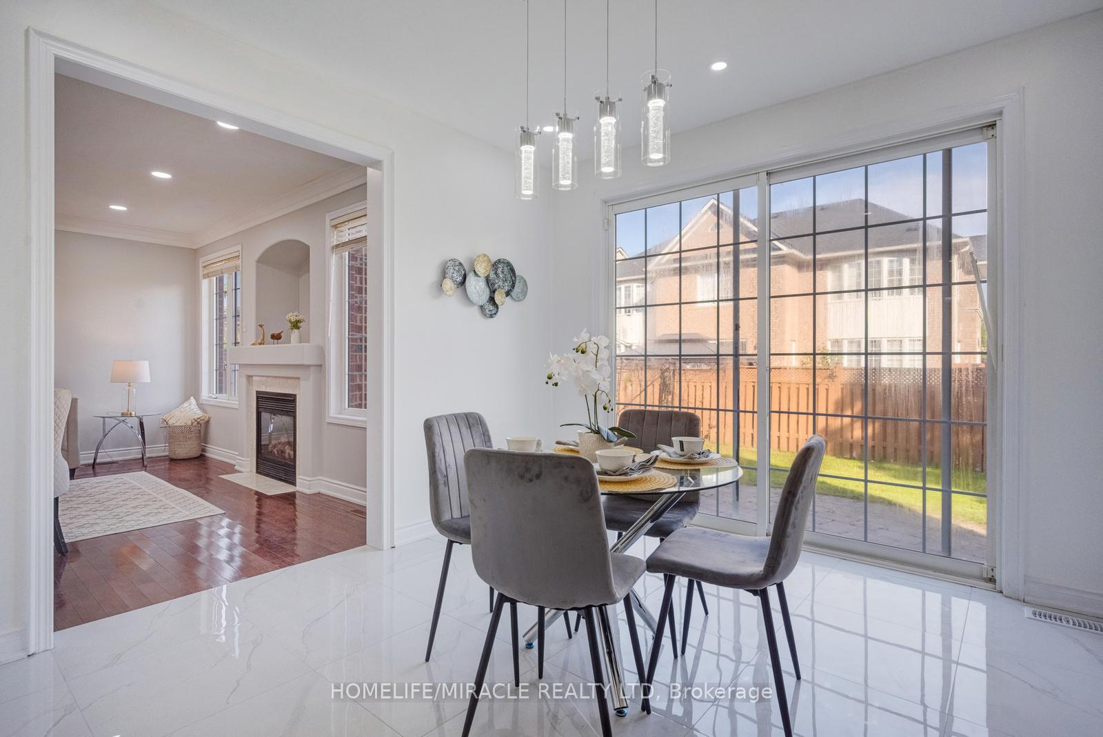 Photo 17 of 17 Latania Boulevard, Brampton, Vales of Castlemore — HOMEH