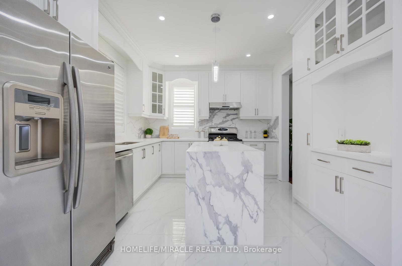 Photo 18 of 17 Latania Boulevard, Brampton, Vales of Castlemore — HOMEH