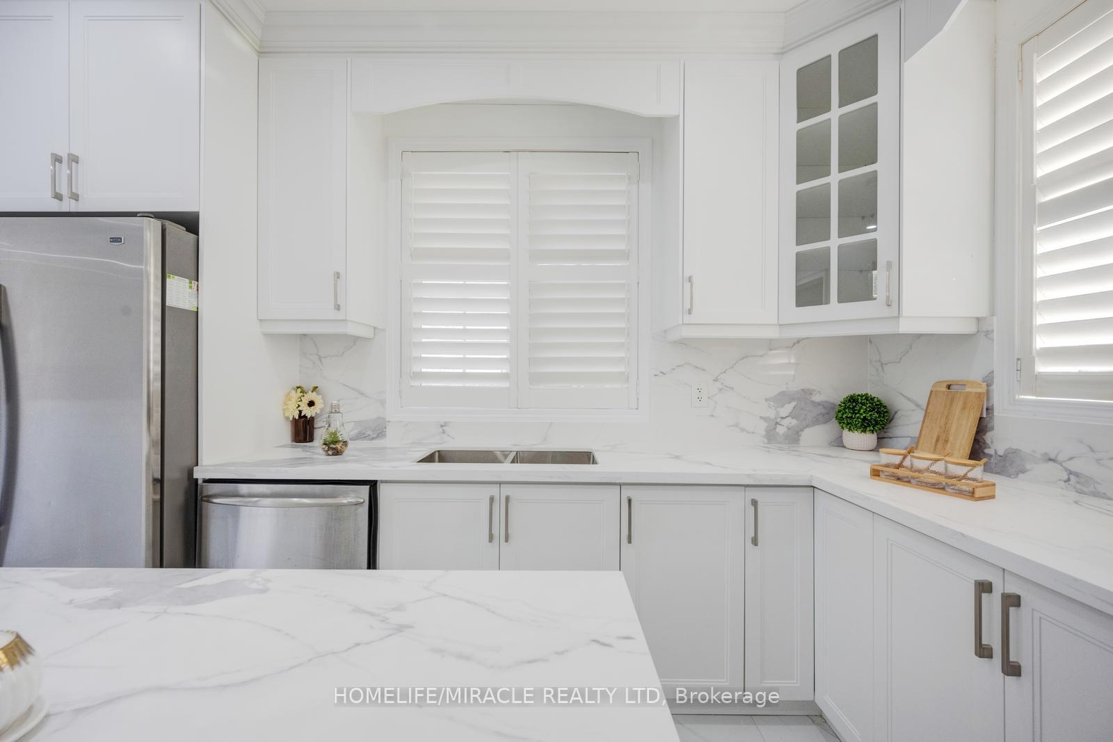Photo 20 of 17 Latania Boulevard, Brampton, Vales of Castlemore — HOMEH