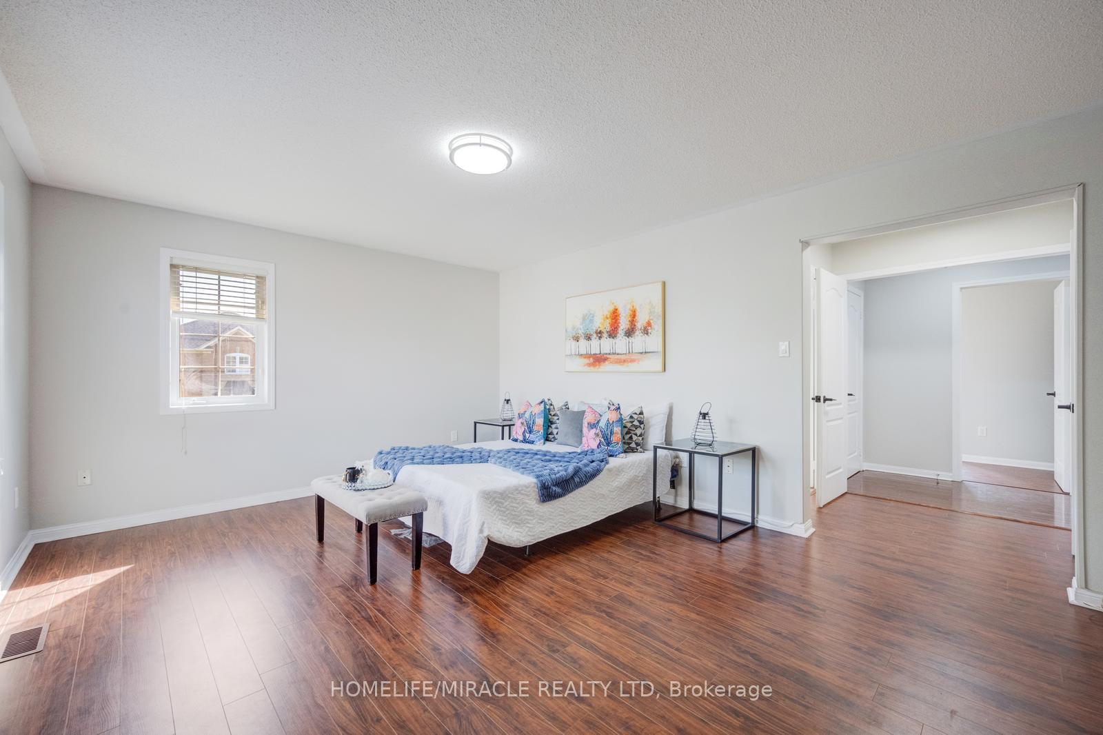 Photo 22 of 17 Latania Boulevard, Brampton, Vales of Castlemore — HOMEH