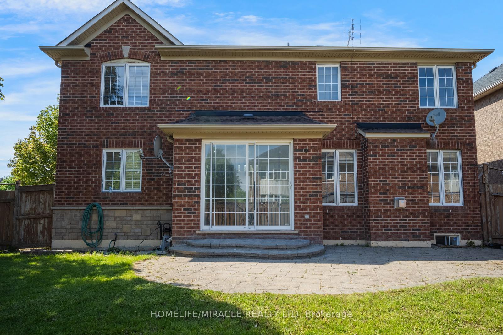 Photo 49 of 17 Latania Boulevard, Brampton, Vales of Castlemore — HOMEH