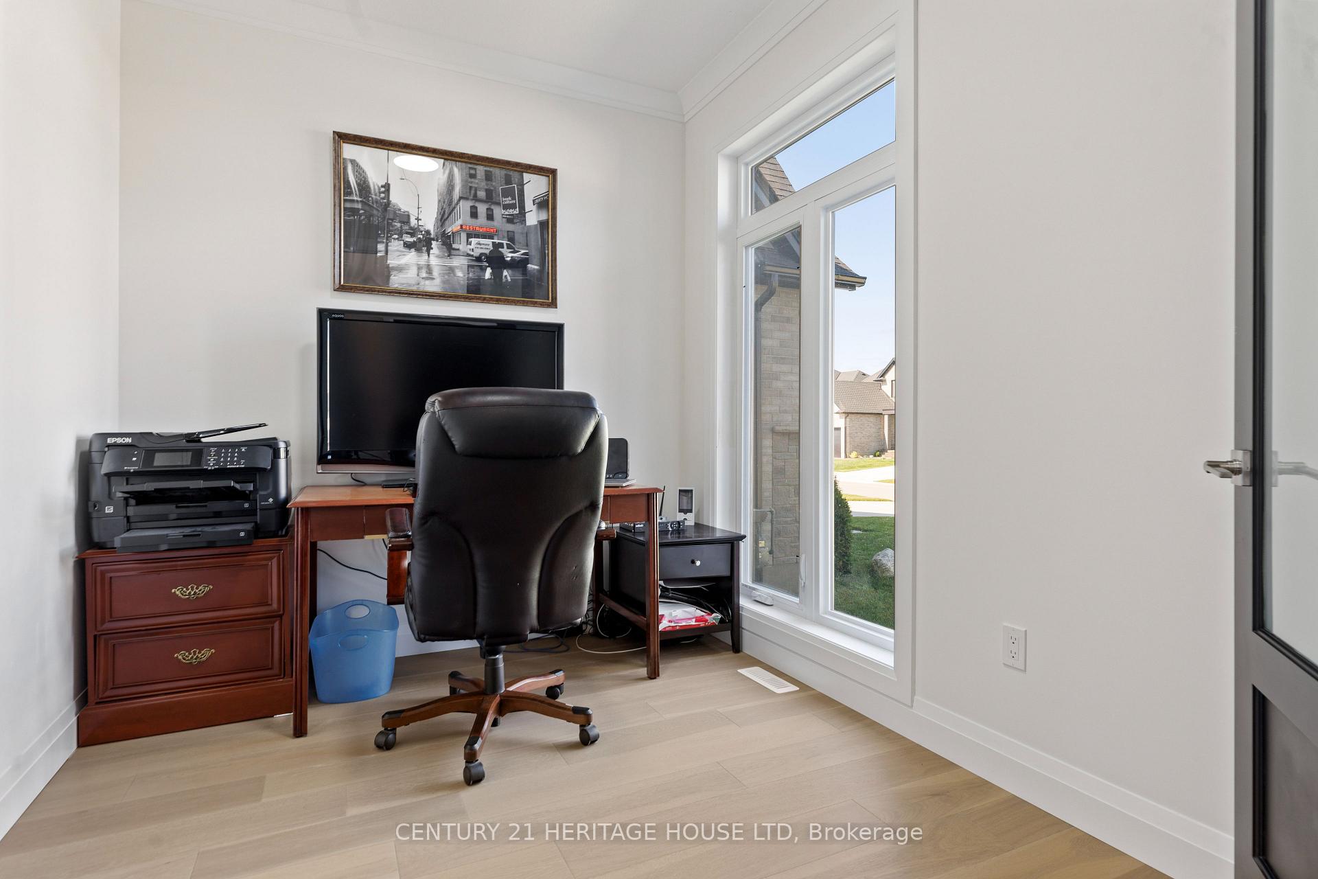 Photo 4 of 4099 Sugarmaple Crossing, London, South V — HOMEH