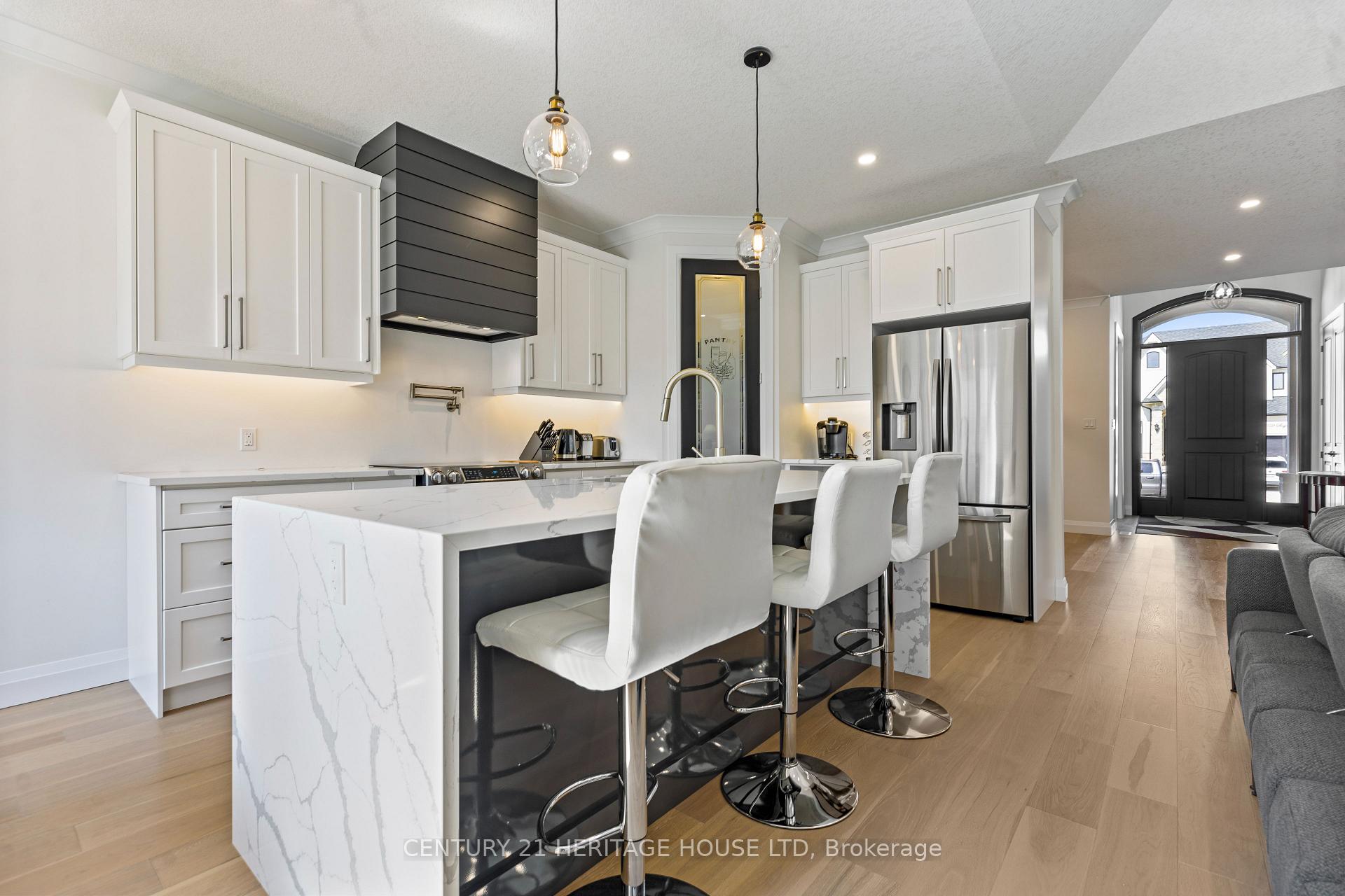 Photo 14 of 4099 Sugarmaple Crossing, London, South V — HOMEH