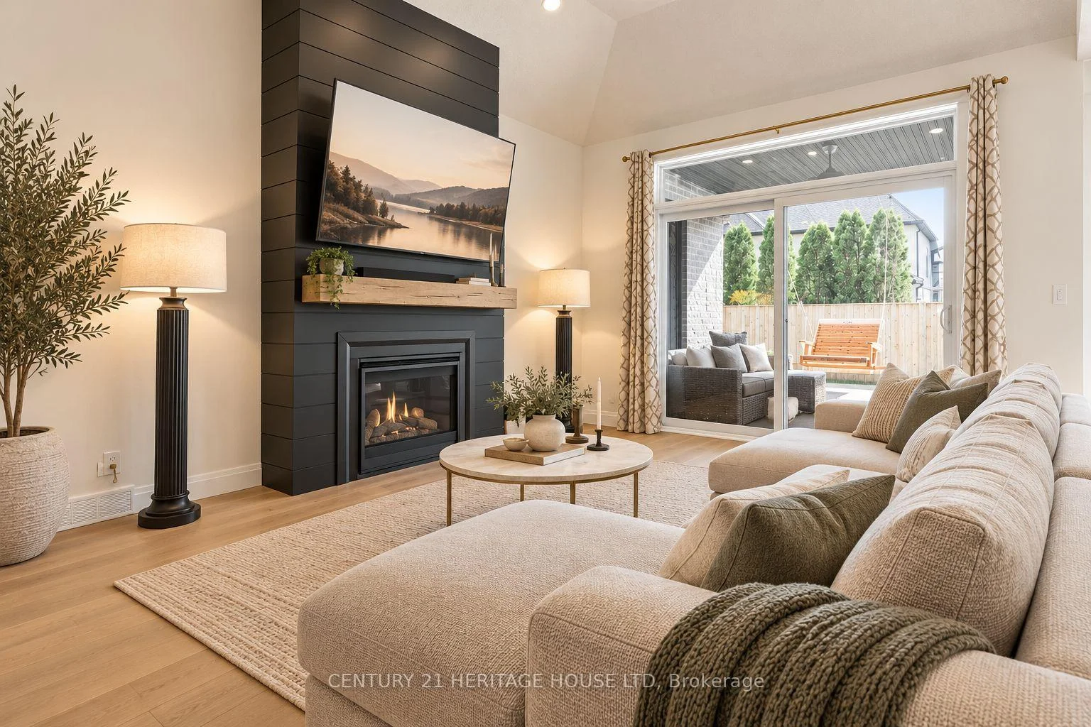 Photo 5 of 4099 Sugarmaple Crossing, London, South V — HOMEH