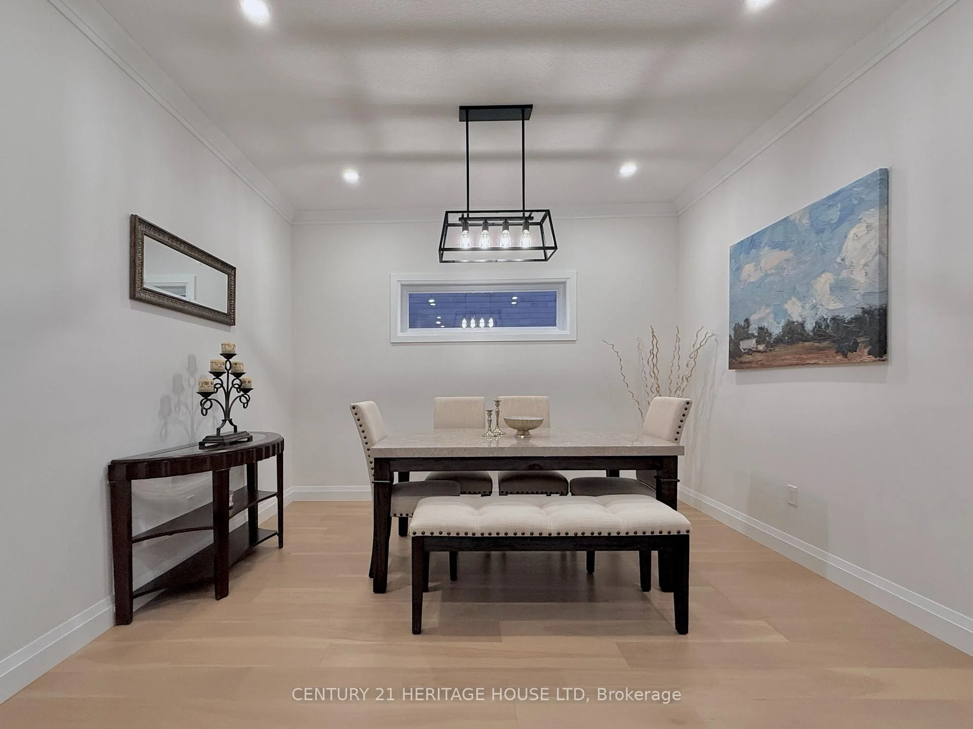 Photo 6 of 4099 Sugarmaple Crossing, London, South V — HOMEH