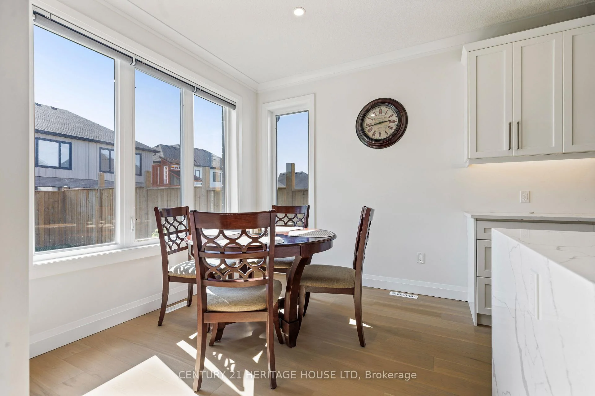 Photo 46 of 4099 Sugarmaple Crossing, London, South V — HOMEH