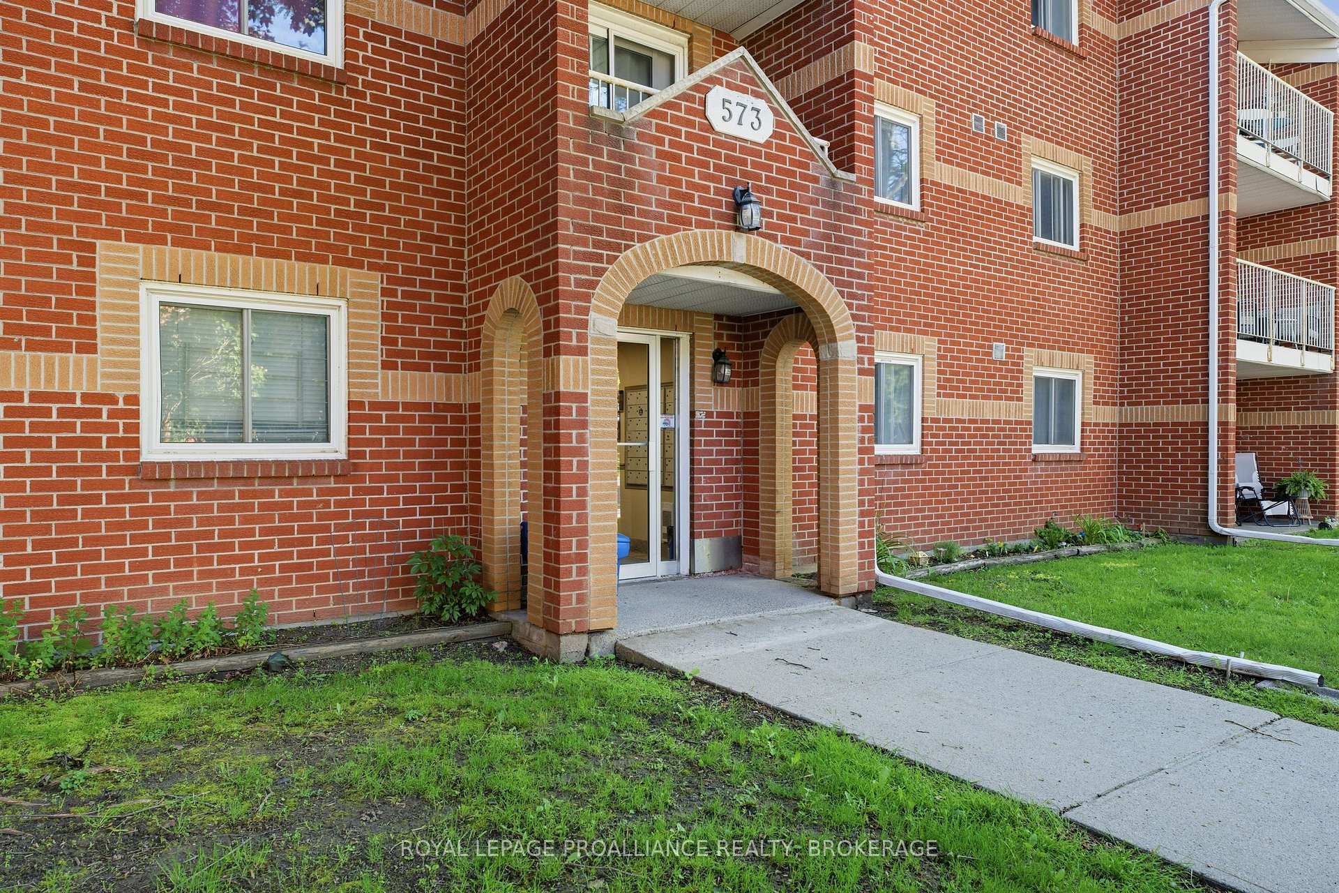 Photo 2 of Unit 217, 573 Armstrong Road, Kingston, East Gardiners Rd — HOMEH