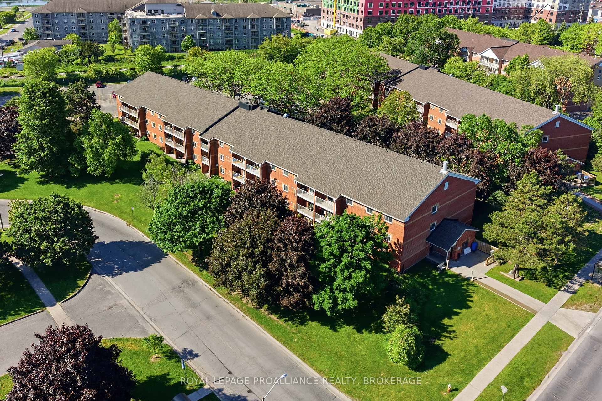 Photo 4 of Unit 217, 573 Armstrong Road, Kingston, East Gardiners Rd — HOMEH