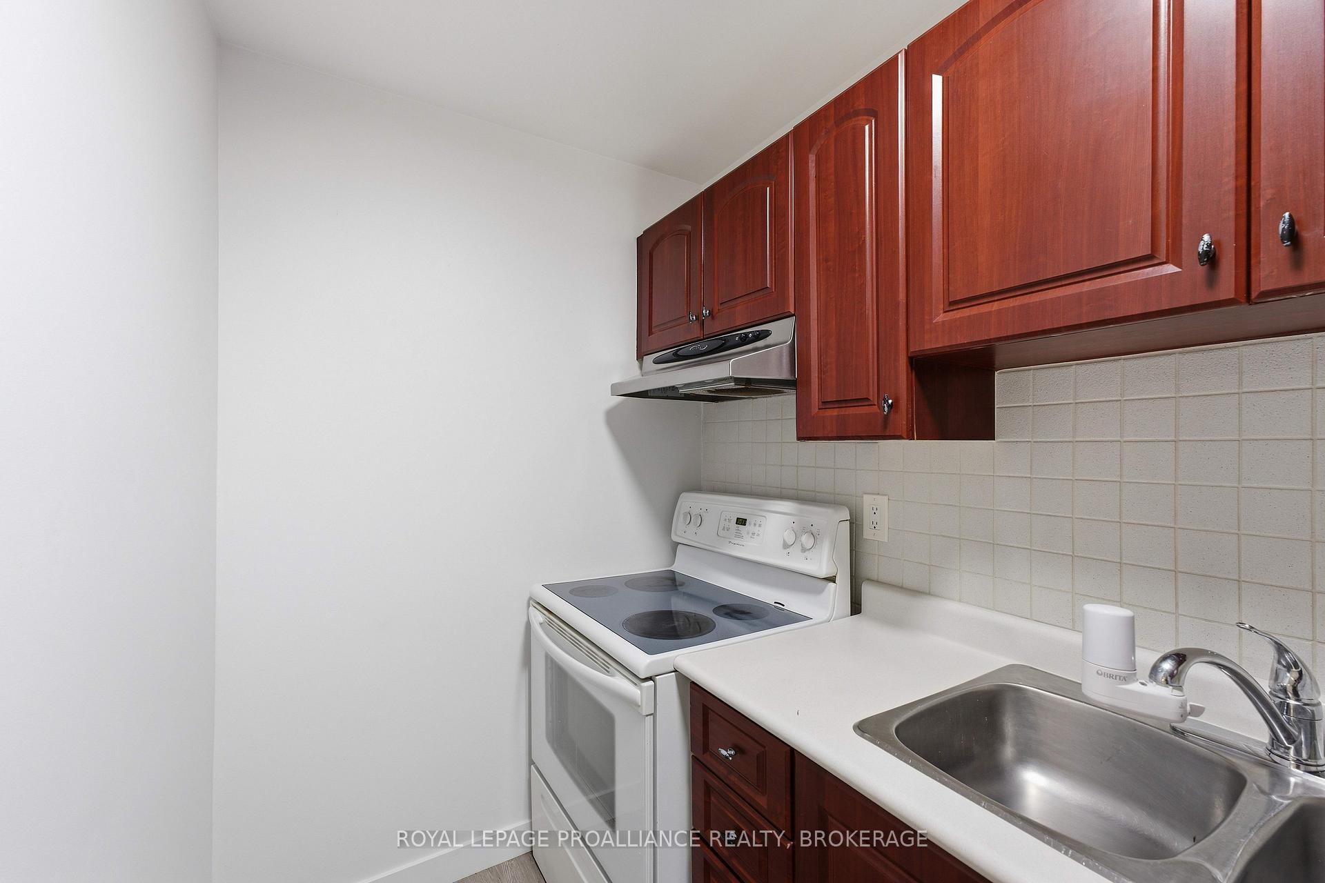Photo 14 of Unit 217, 573 Armstrong Road, Kingston, East Gardiners Rd — HOMEH