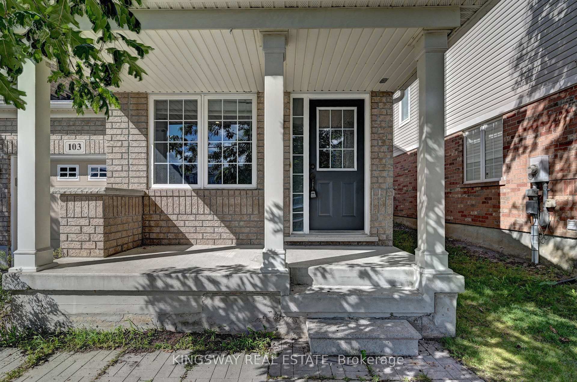 Photo 3 of 103 Blackbird Circle, Cambridge, Silver Heights — HOMEH