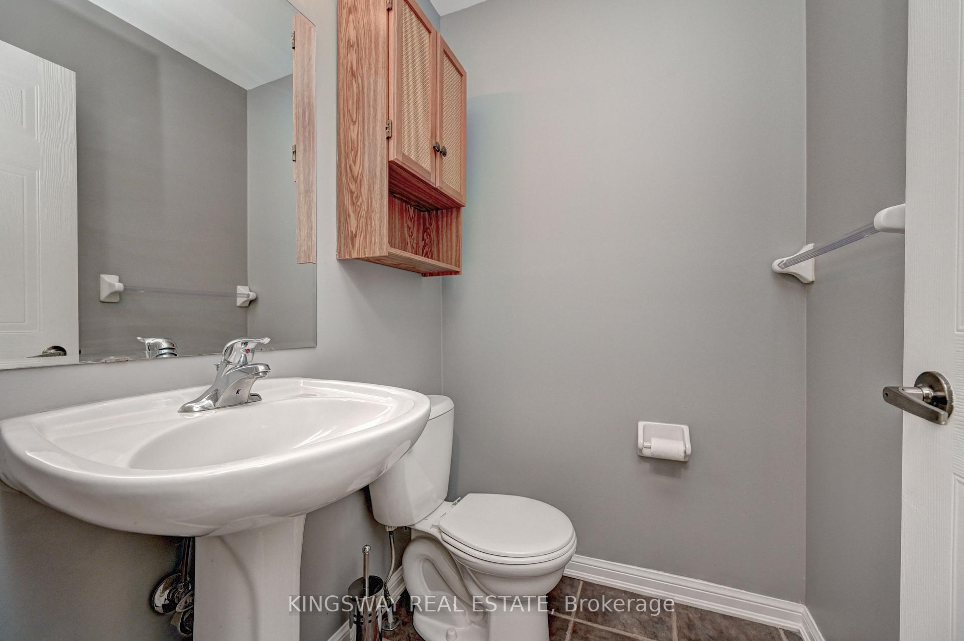 Photo 21 of 103 Blackbird Circle, Cambridge, Silver Heights — HOMEH