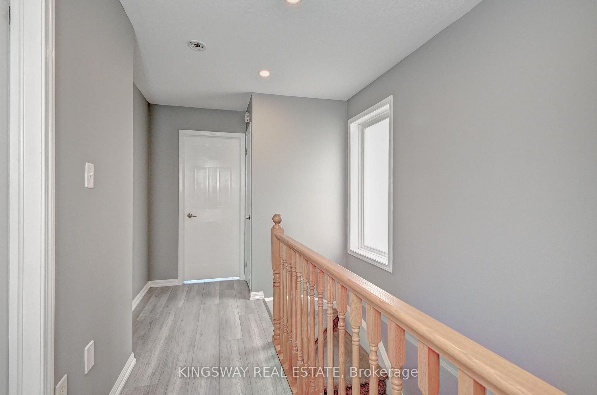 Photo 22 of 103 Blackbird Circle, Cambridge, Silver Heights — HOMEH