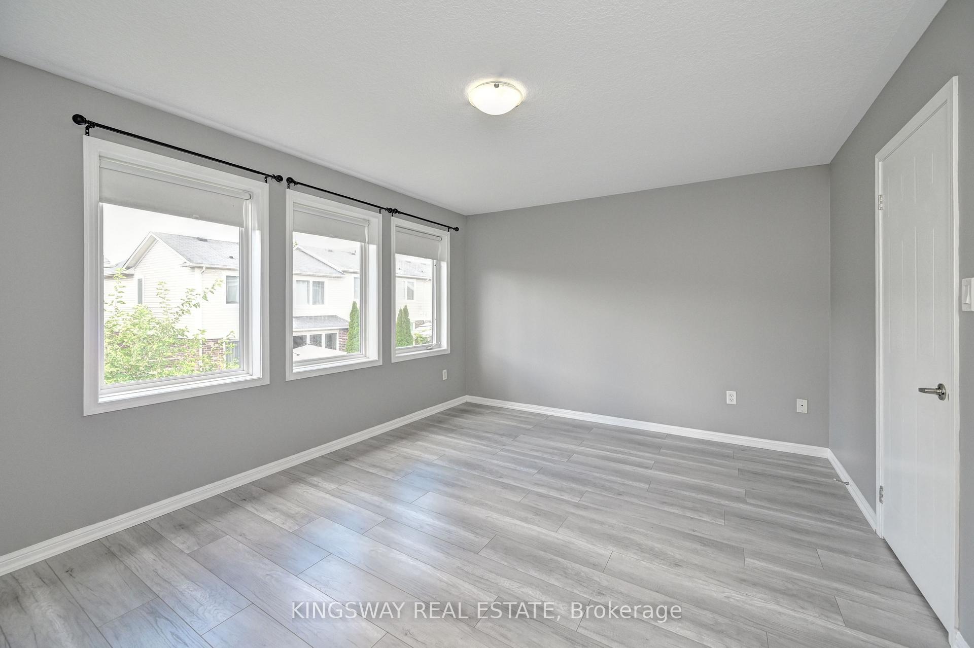 Photo 25 of 103 Blackbird Circle, Cambridge, Silver Heights — HOMEH