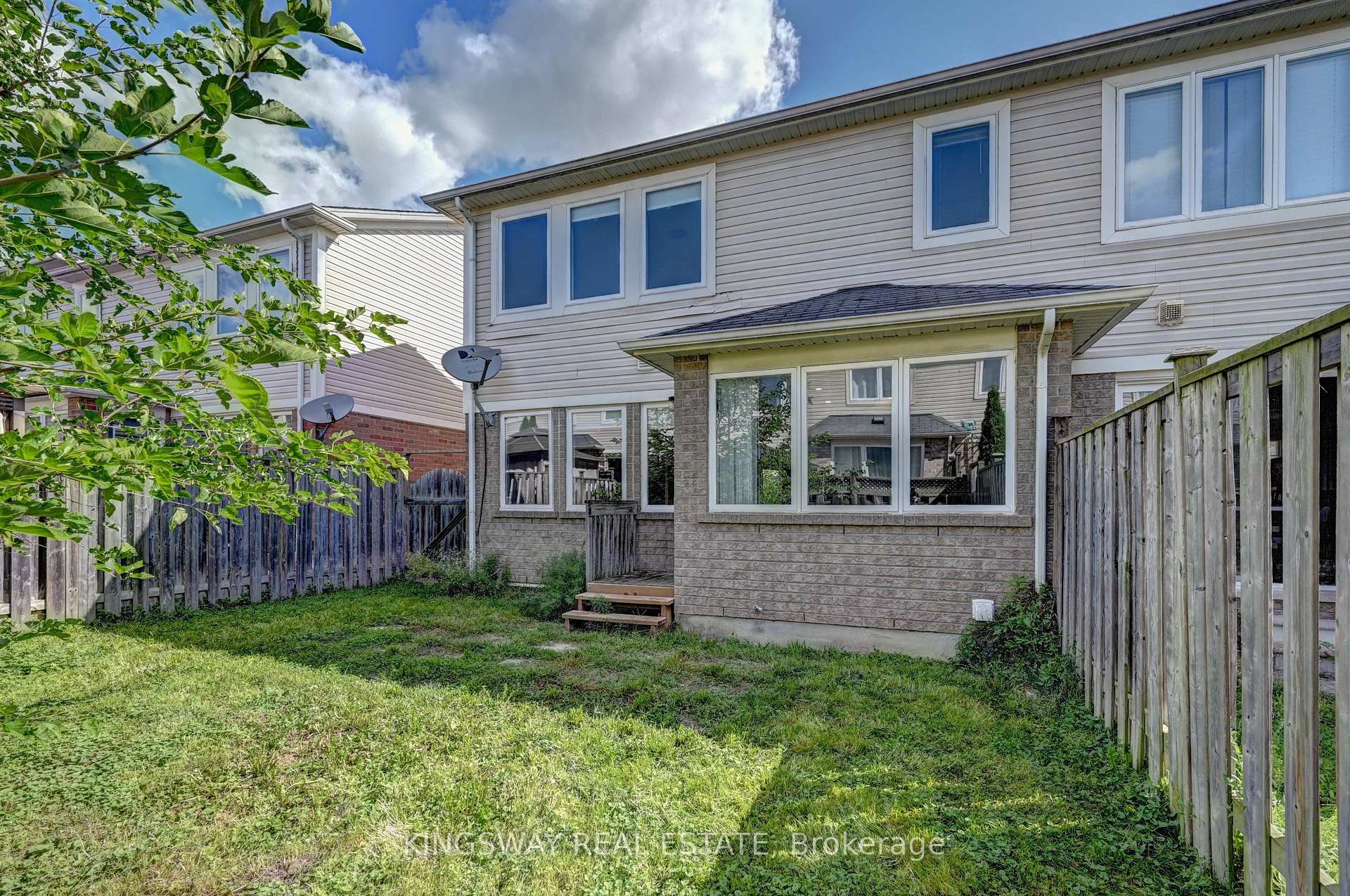 Photo 39 of 103 Blackbird Circle, Cambridge, Silver Heights — HOMEH
