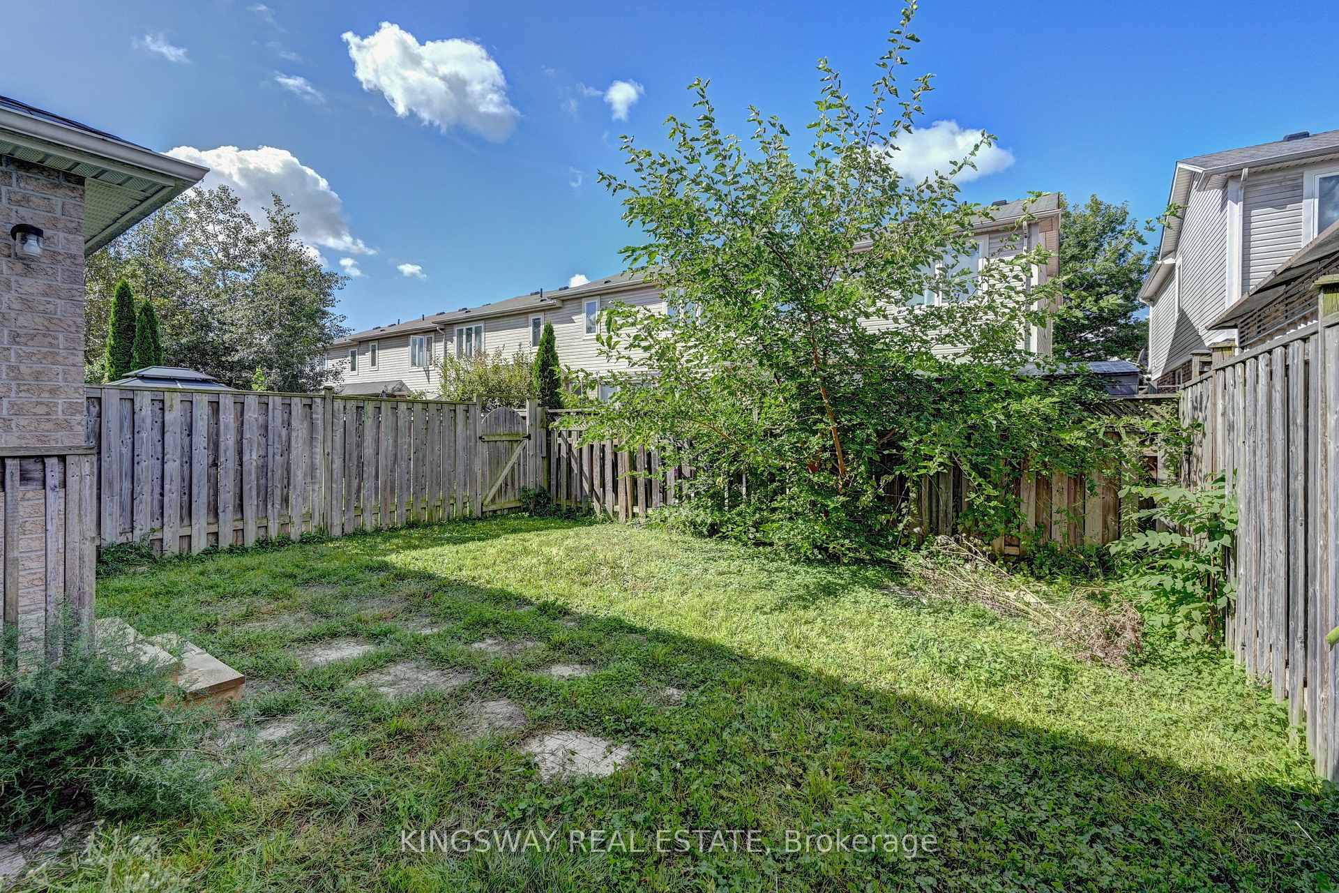 Photo 41 of 103 Blackbird Circle, Cambridge, Silver Heights — HOMEH