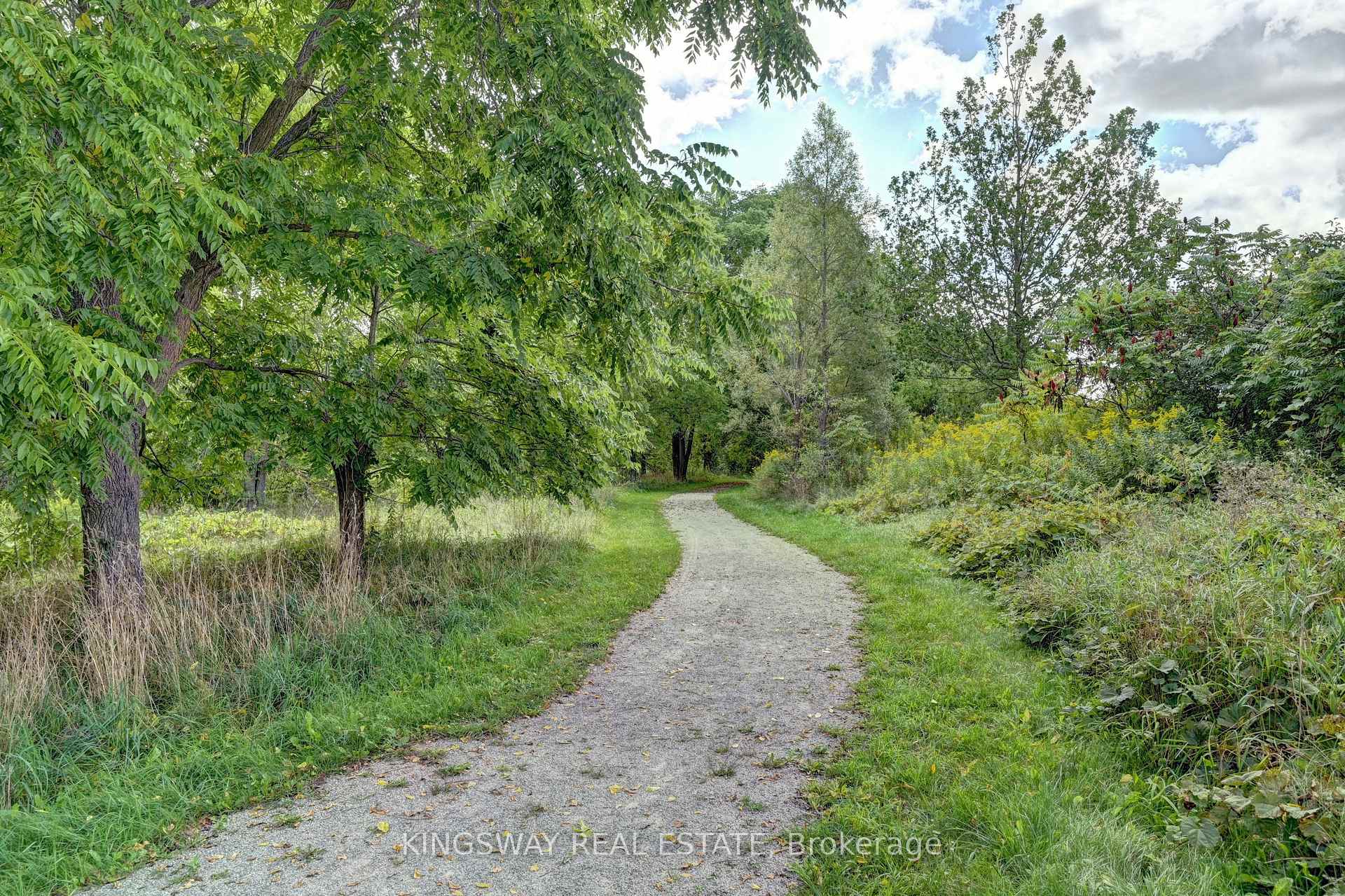Photo 42 of 103 Blackbird Circle, Cambridge, Silver Heights — HOMEH