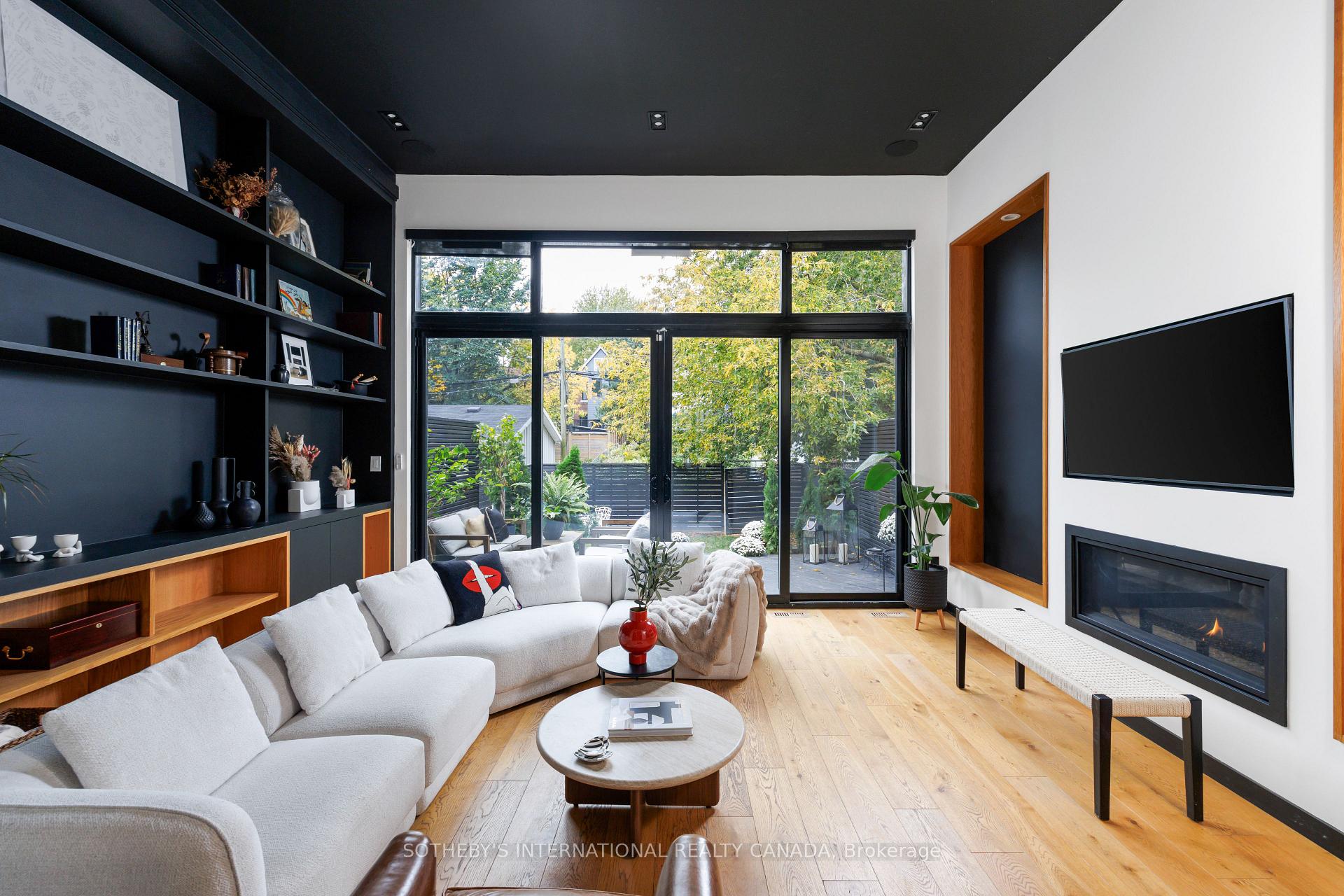 Photo 18 of 34 Hastings Avenue, Toronto, Blake-Jones — HOMEH