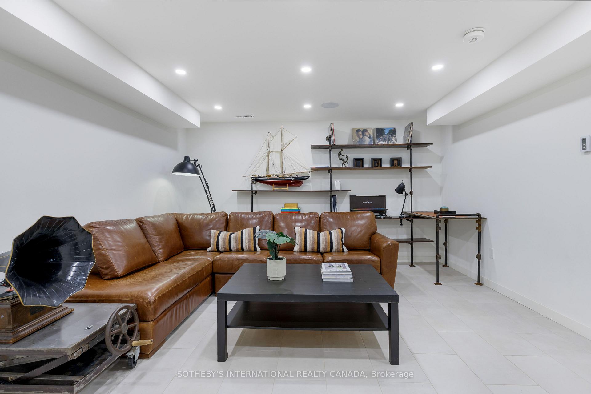 Photo 35 of 34 Hastings Avenue, Toronto, Blake-Jones — HOMEH