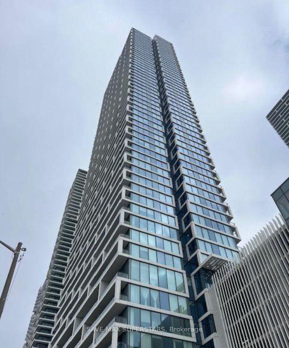 Photo of Unit Shared Unit 3107, 898 Portage Parkway