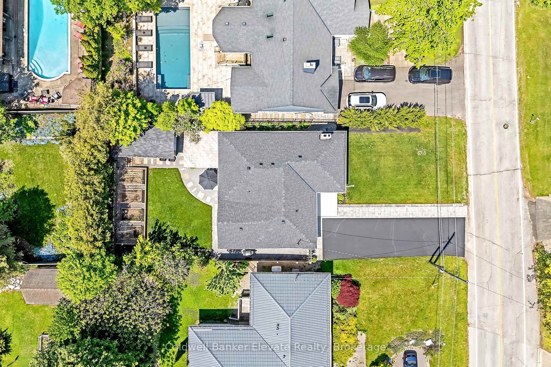 Photo 4 of 21 Market Street, Halton Hills, Georgetown — HOMEH