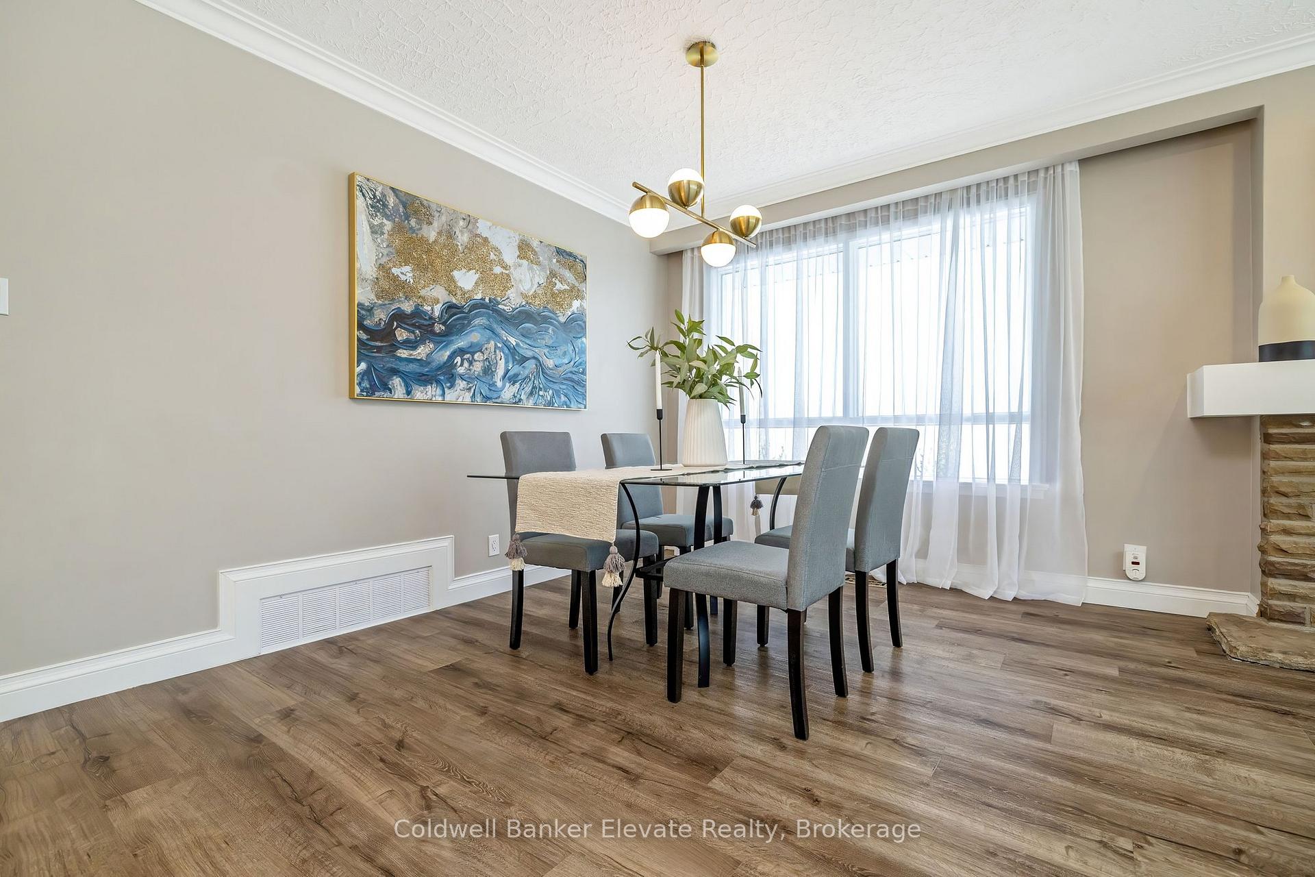 Photo 10 of 21 Market Street, Halton Hills, Georgetown — HOMEH