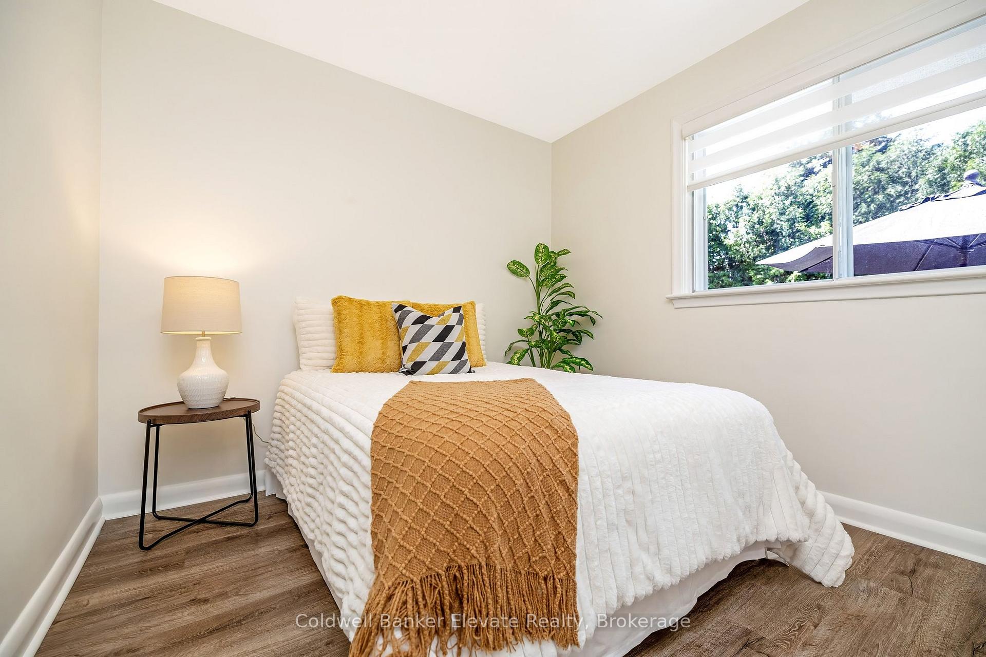 Photo 18 of 21 Market Street, Halton Hills, Georgetown — HOMEH