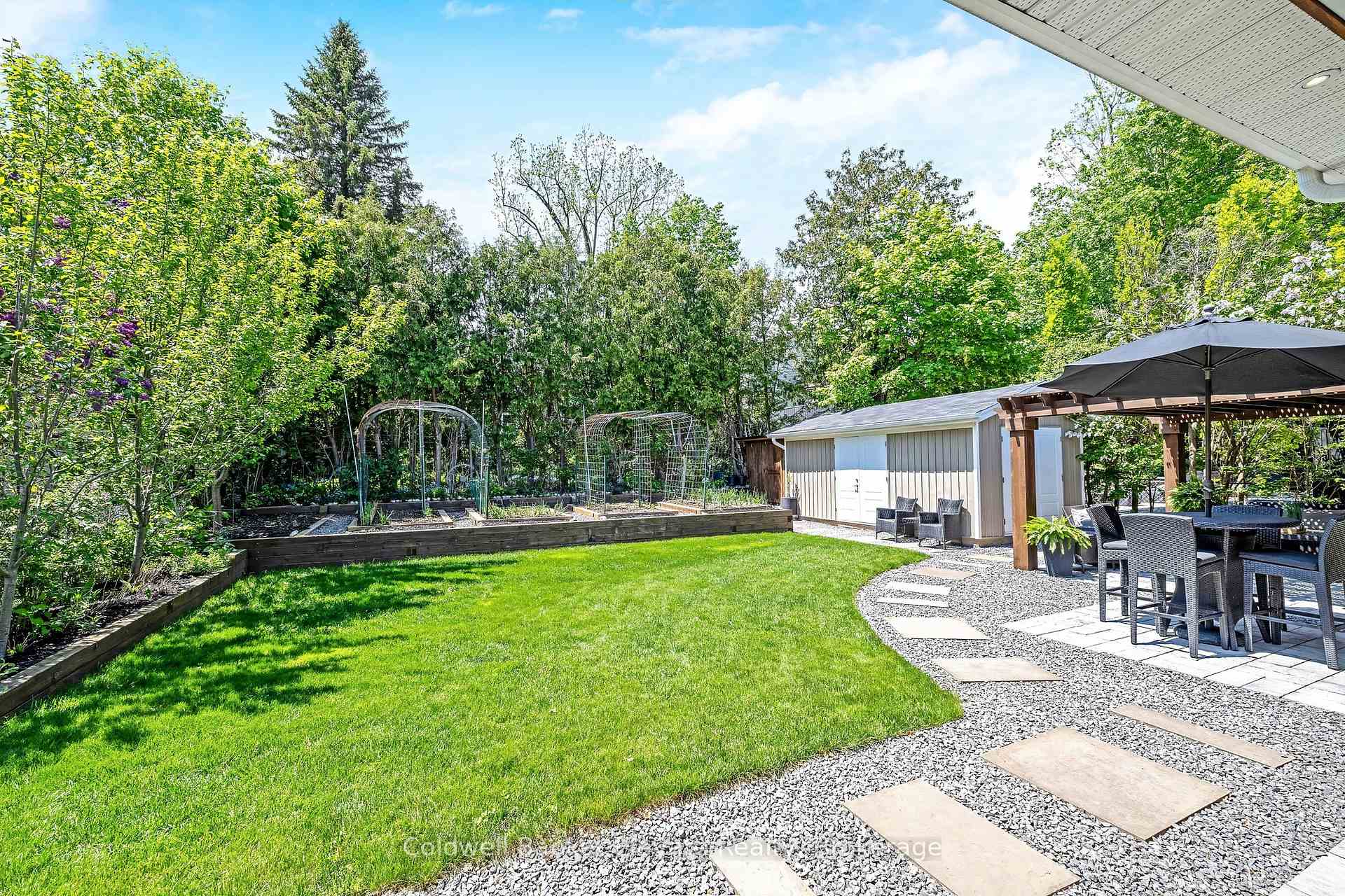 Photo 31 of 21 Market Street, Halton Hills, Georgetown — HOMEH
