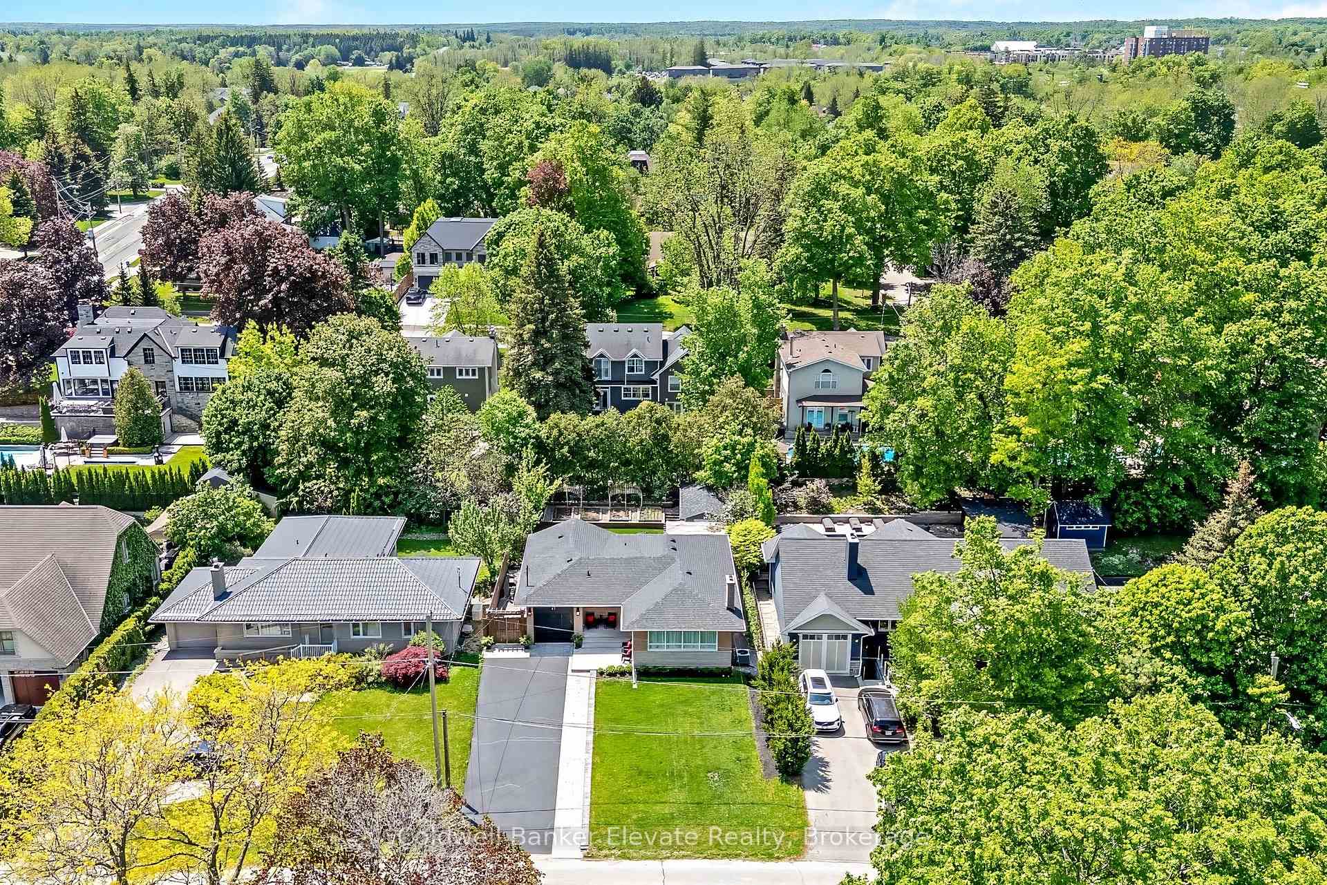 Photo 33 of 21 Market Street, Halton Hills, Georgetown — HOMEH