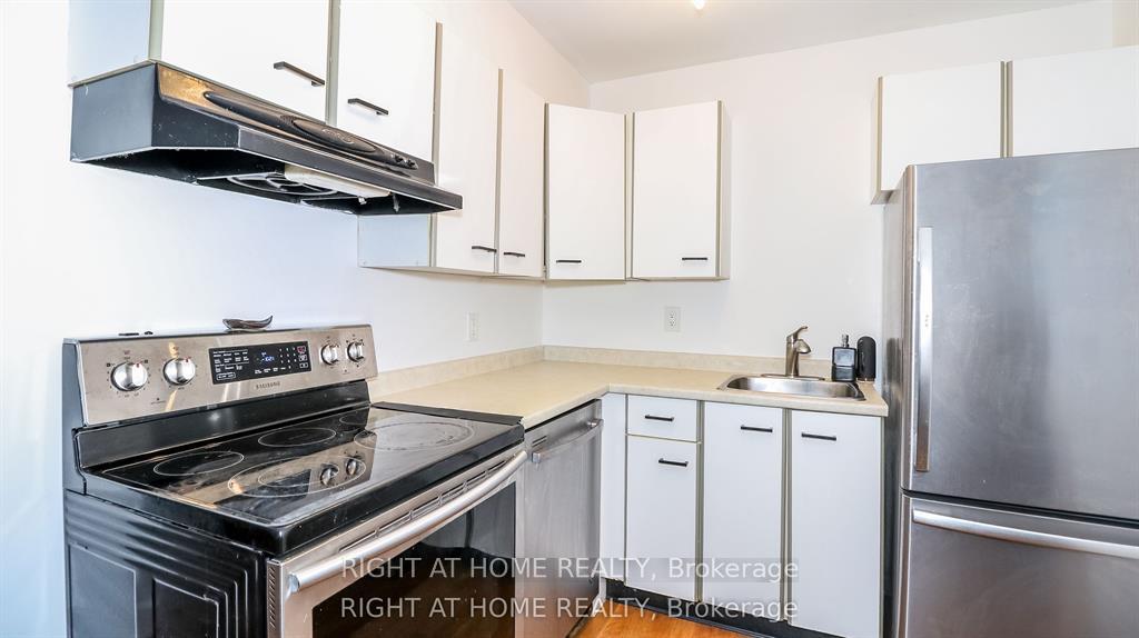 Photo 7 of Unit 113, 126 Bell Farm Road, Barrie, Alliance — HOMEH