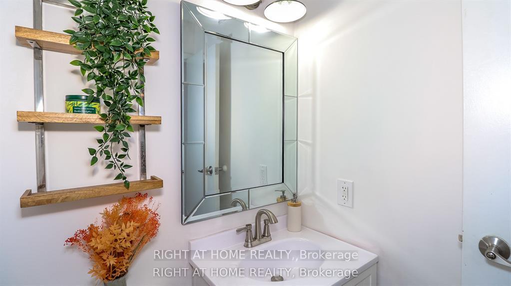 Photo 10 of Unit 113, 126 Bell Farm Road, Barrie, Alliance — HOMEH