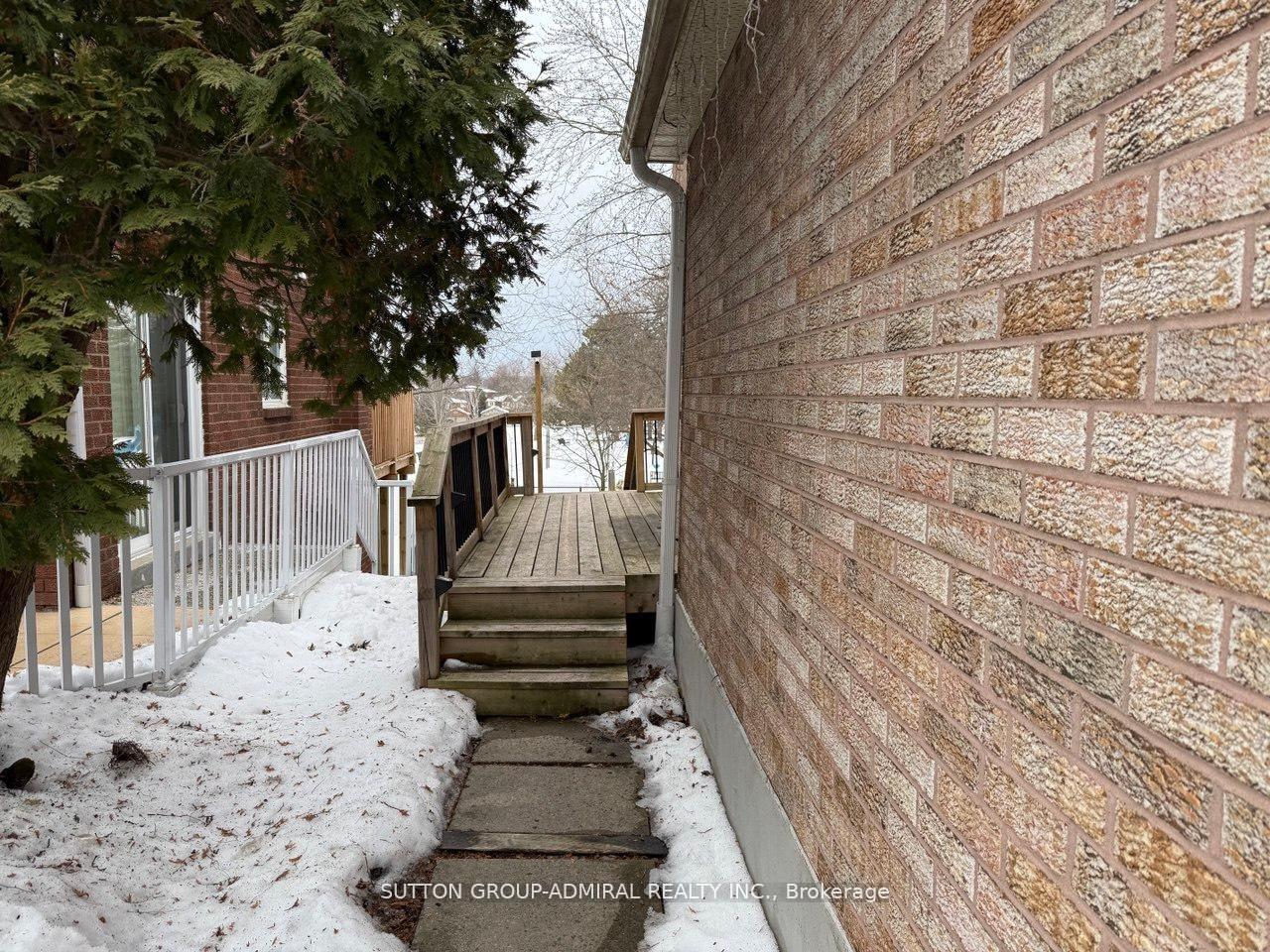 Photo 36 of 39 April Gardens, Aurora, Aurora Heights — HOMEH