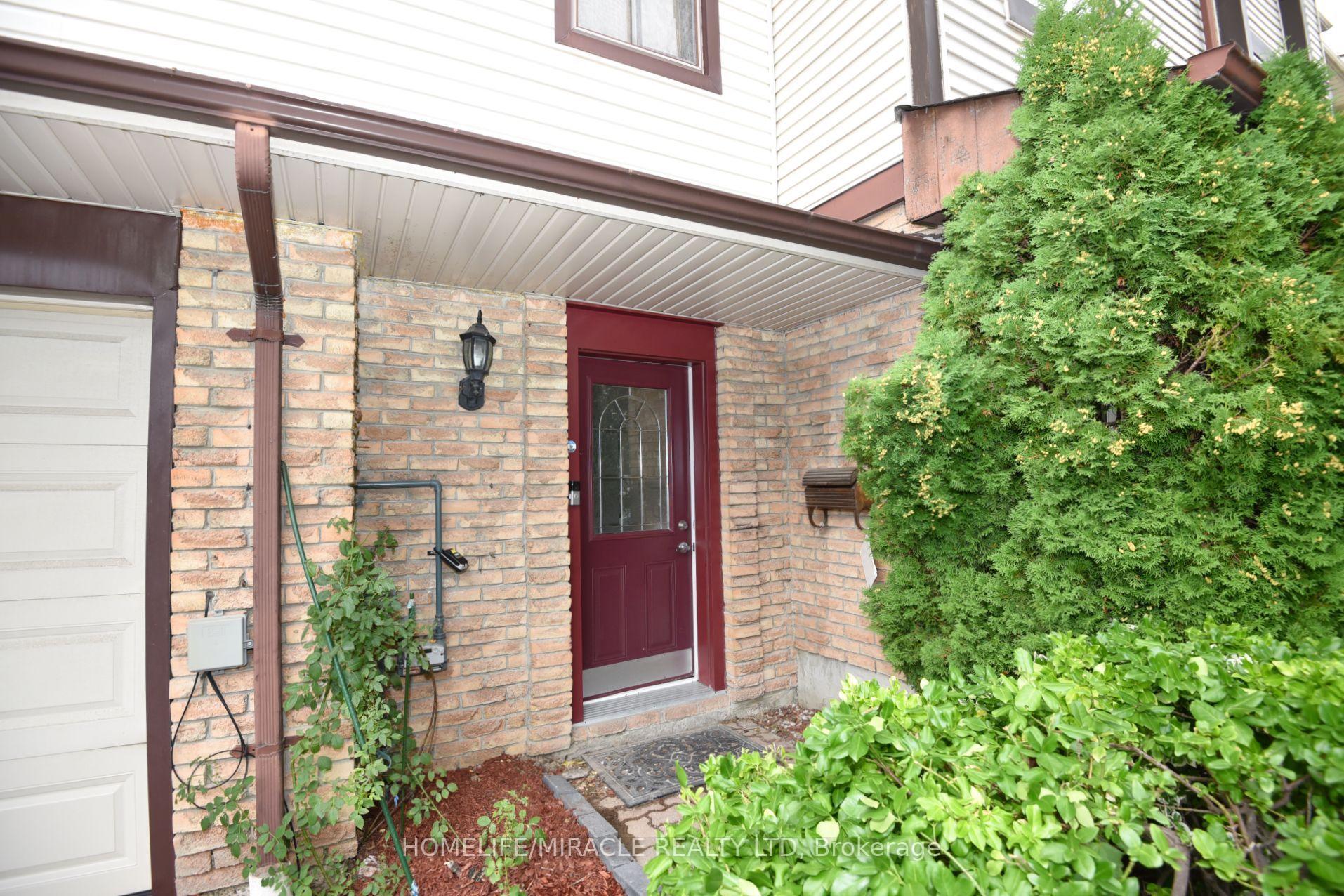 Photo 5 of 1338 Brands Court, Pickering, Liverpool — HOMEH