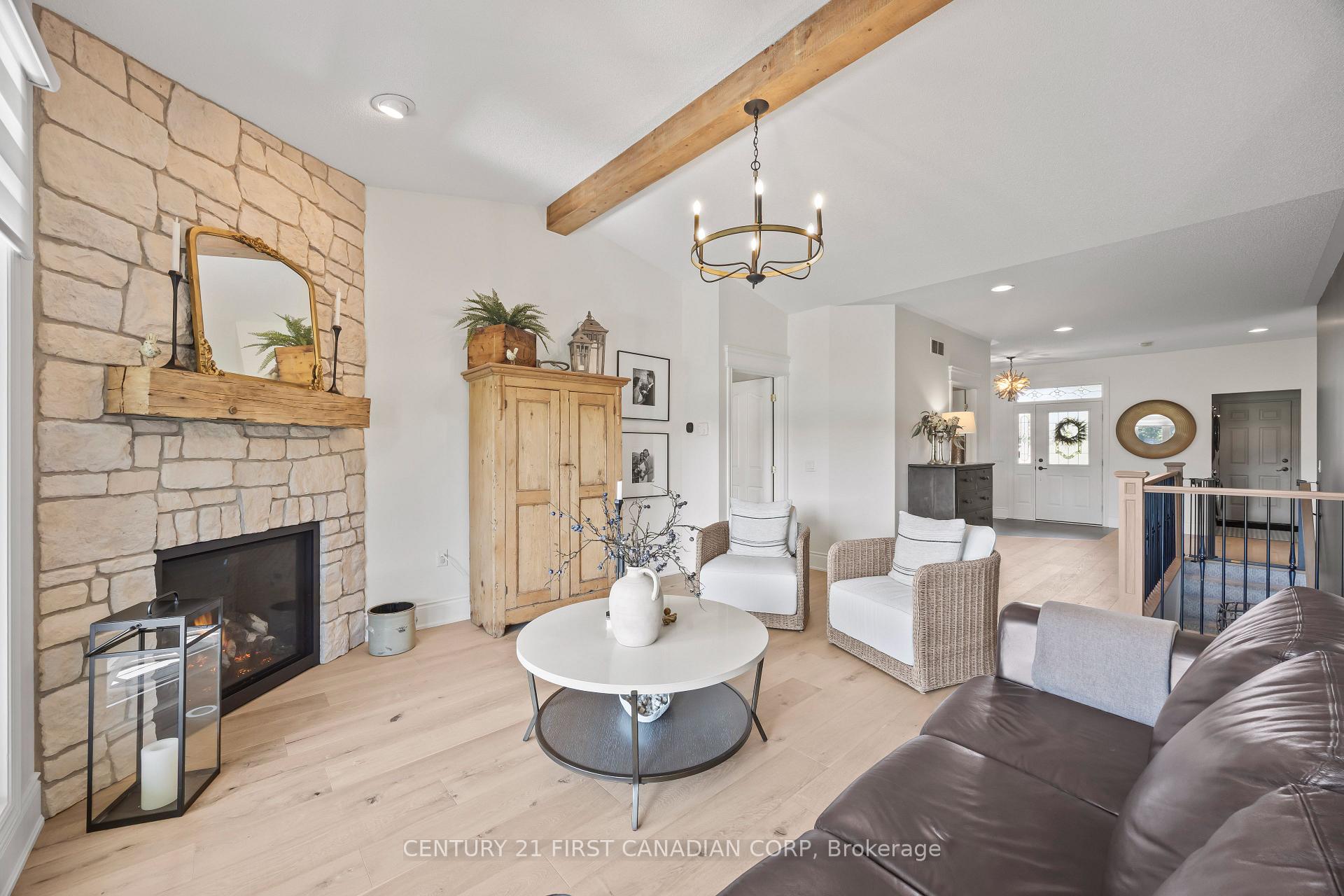 Photo 10 of 1048 Sandy Somerville Drive, London, South A — HOMEH