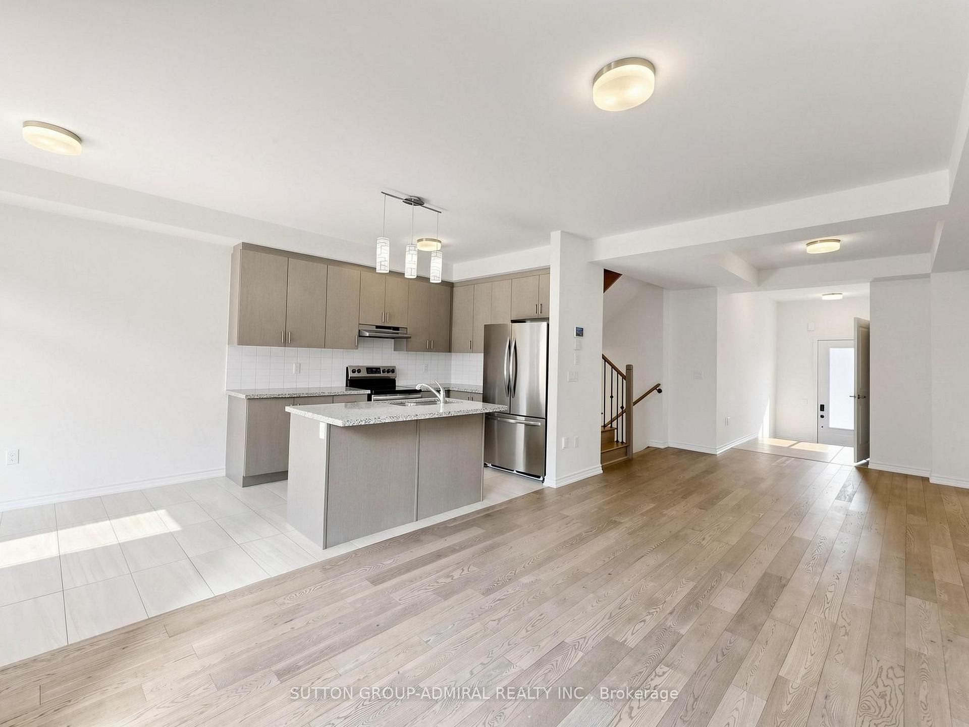 Photo 16 of 1475 Blackmore Street, Innisfil, Alcona — HOMEH