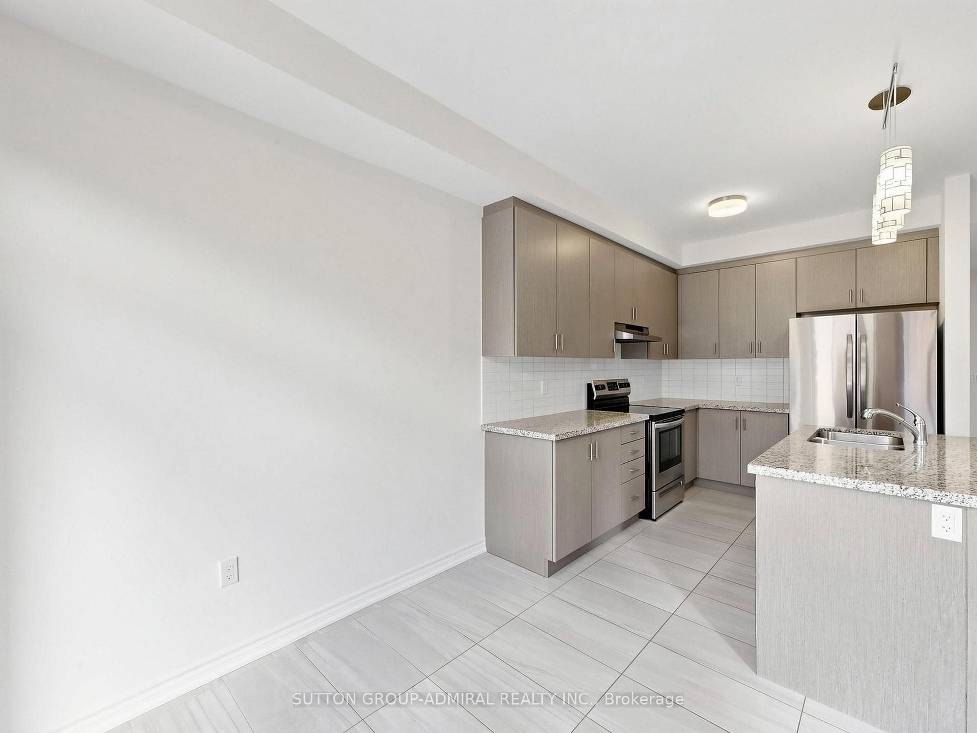 Photo 32 of 1475 Blackmore Street, Innisfil, Alcona — HOMEH