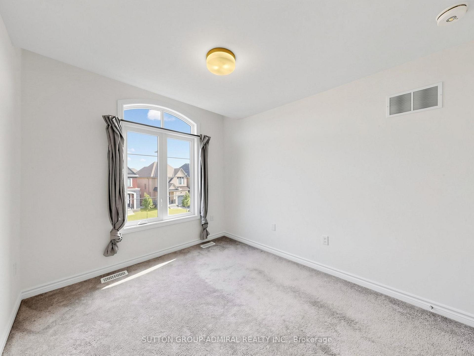 Photo 44 of 1475 Blackmore Street, Innisfil, Alcona — HOMEH